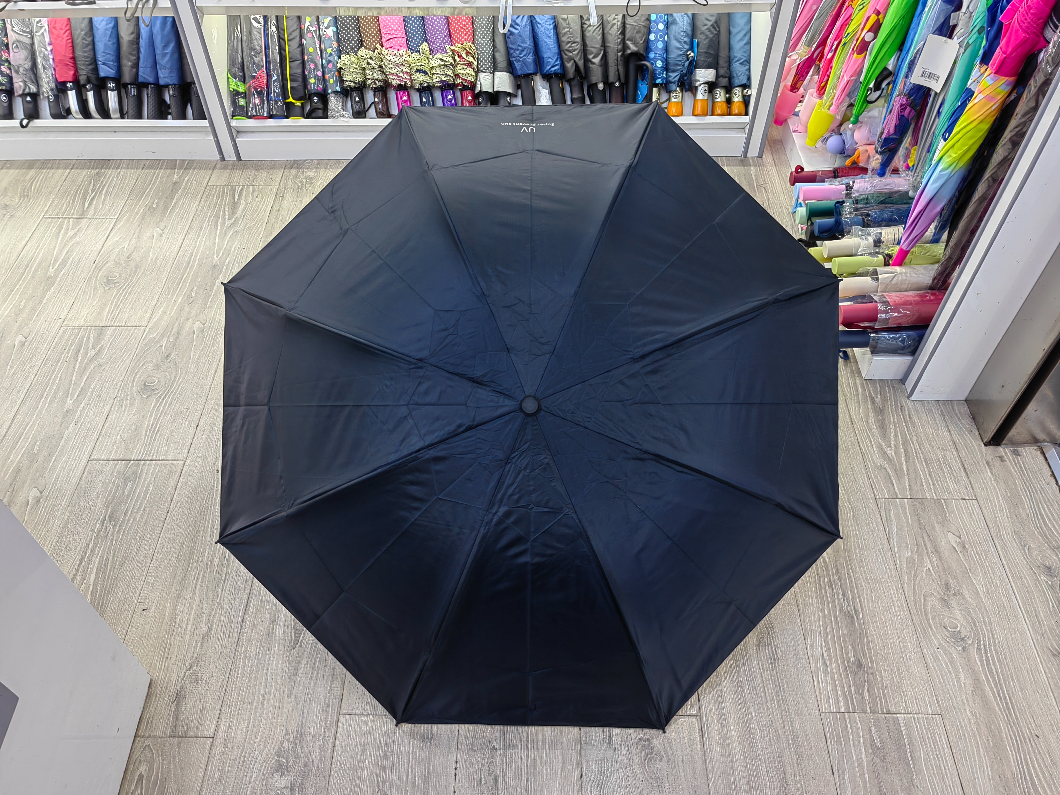 Hengdun manual folding basic model umbrella black rubber sun protection and shade umbrella manufacturer in stock, three-fold black rubber weather umbrella, solid color folding umbrella, advertising gift umbrella, customizable LOGO wholesale details Picture