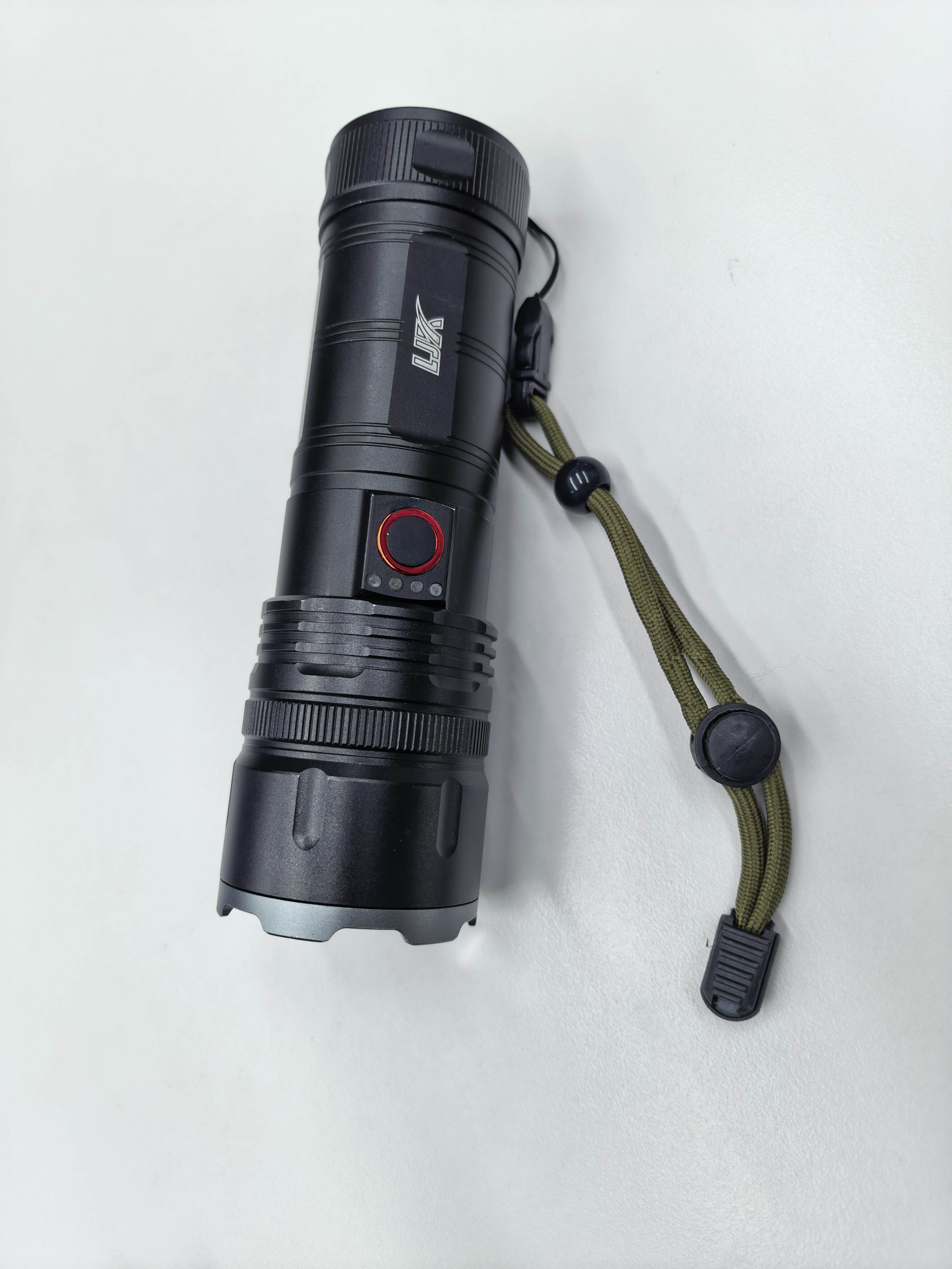 Powerful, ultra-bright flashlight, long battery life, large capacity, long-range charging laser, high-power tactical outdoor lighting lamp