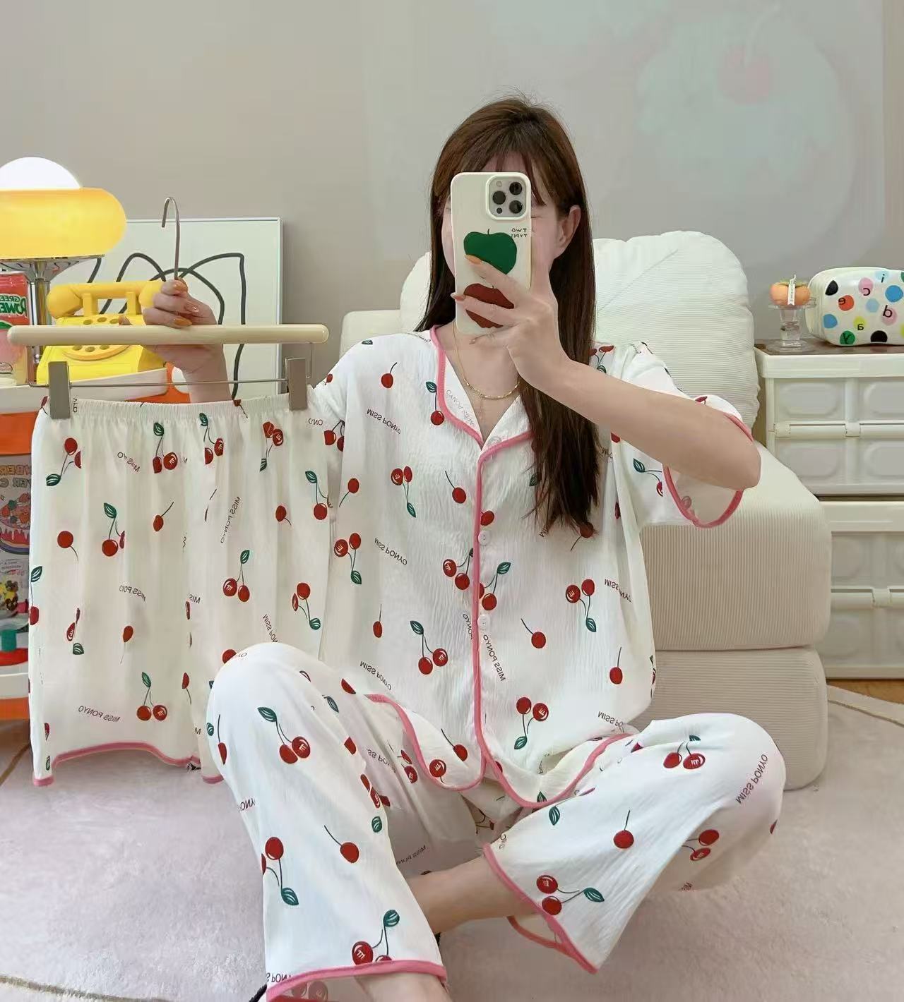 女士家居服实物图