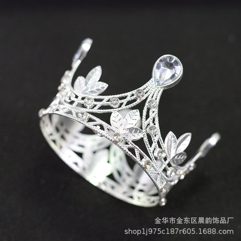 健雪饰品生日皇冠 undefined