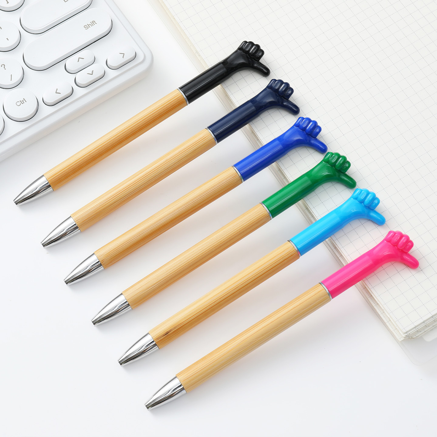 Ballpoint pen-shaped thumb ballpoint pen, bamboo accessory, ballpoint pen-shaped writing, comfortable and anti-slip design, suitable for students and offices full figure