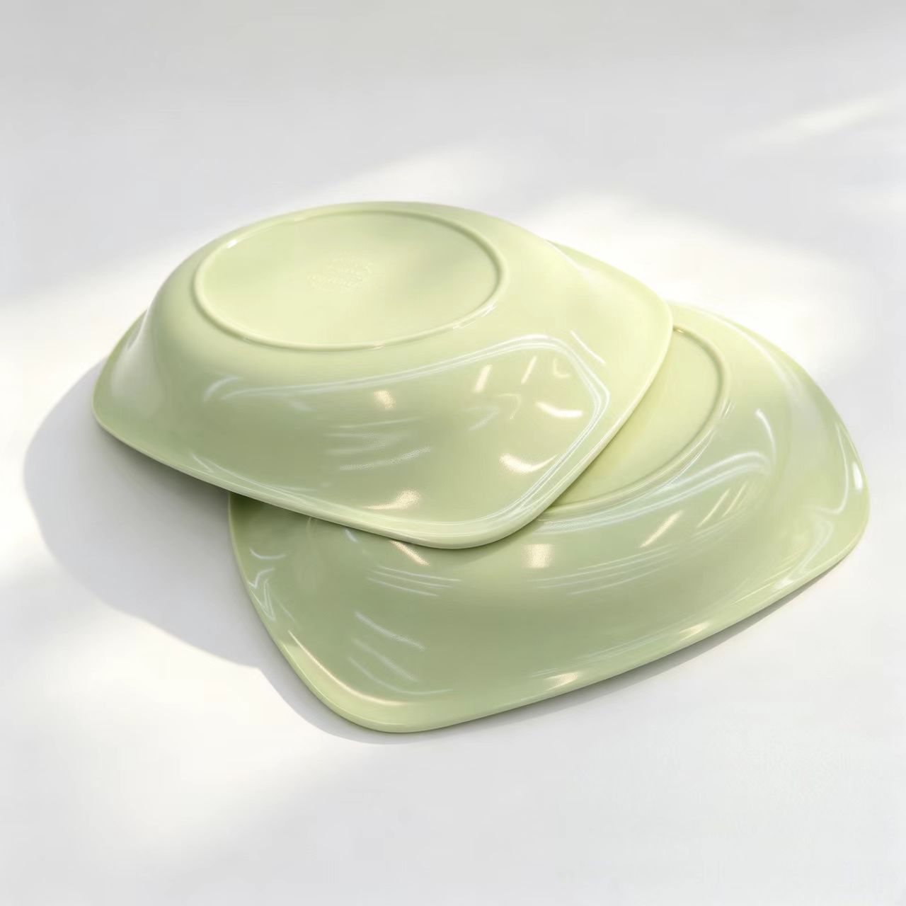 Melamine tableware in stock, wholesale melamine tableware sets, straight-hair floral pattern shallow plates, 10-inch vinegar plates, fruit shell melamine material, commercial tableware for hotels and restaurants Application Scenario