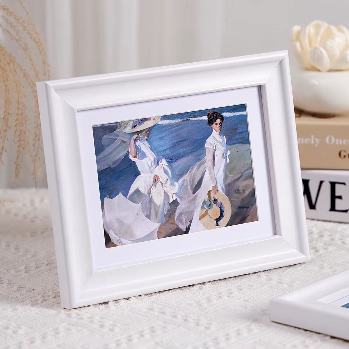 High-end hanging butterfly specimen photo frame, wooden mounting frame, 18x24cm details Picture