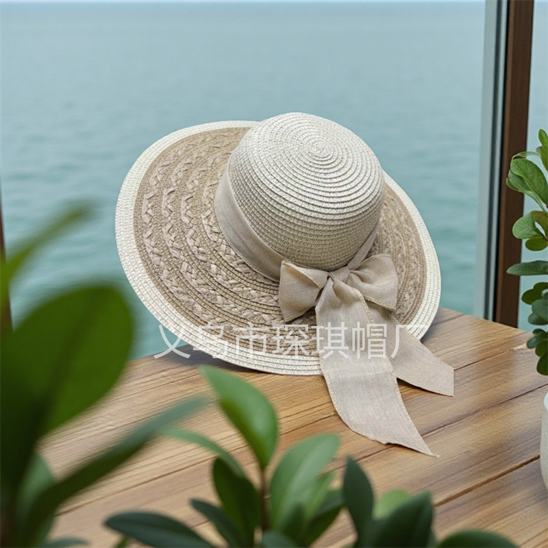 Ladies' straw hat, summer wide-brimmed straw hat, bow decoration, large straw hat, beach hat, sun hat, sunshade hat, seaside vacation, travel, daily outdoor leisure, urban style Application Scenario