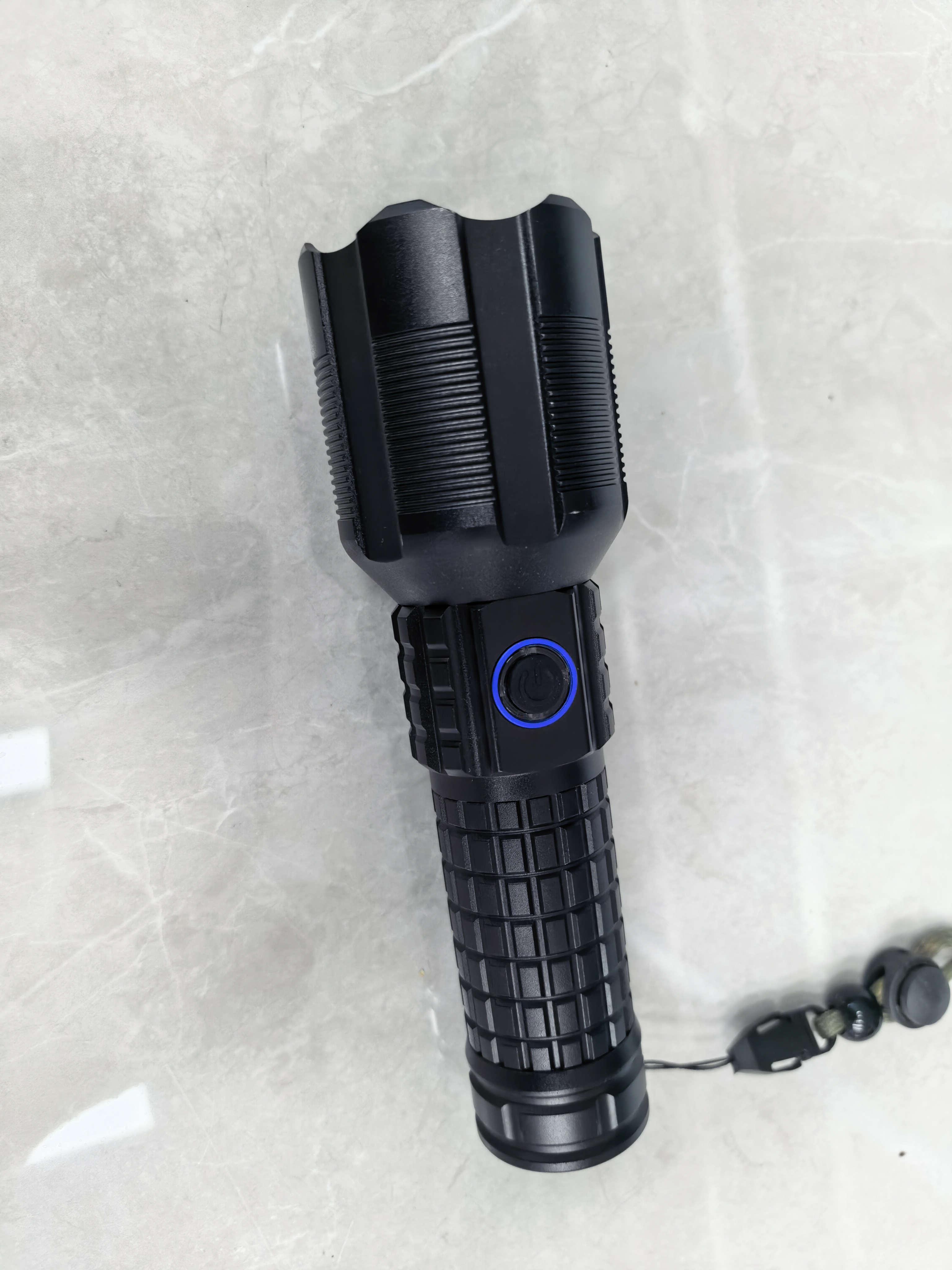p90 high-intensity flashlight details Picture