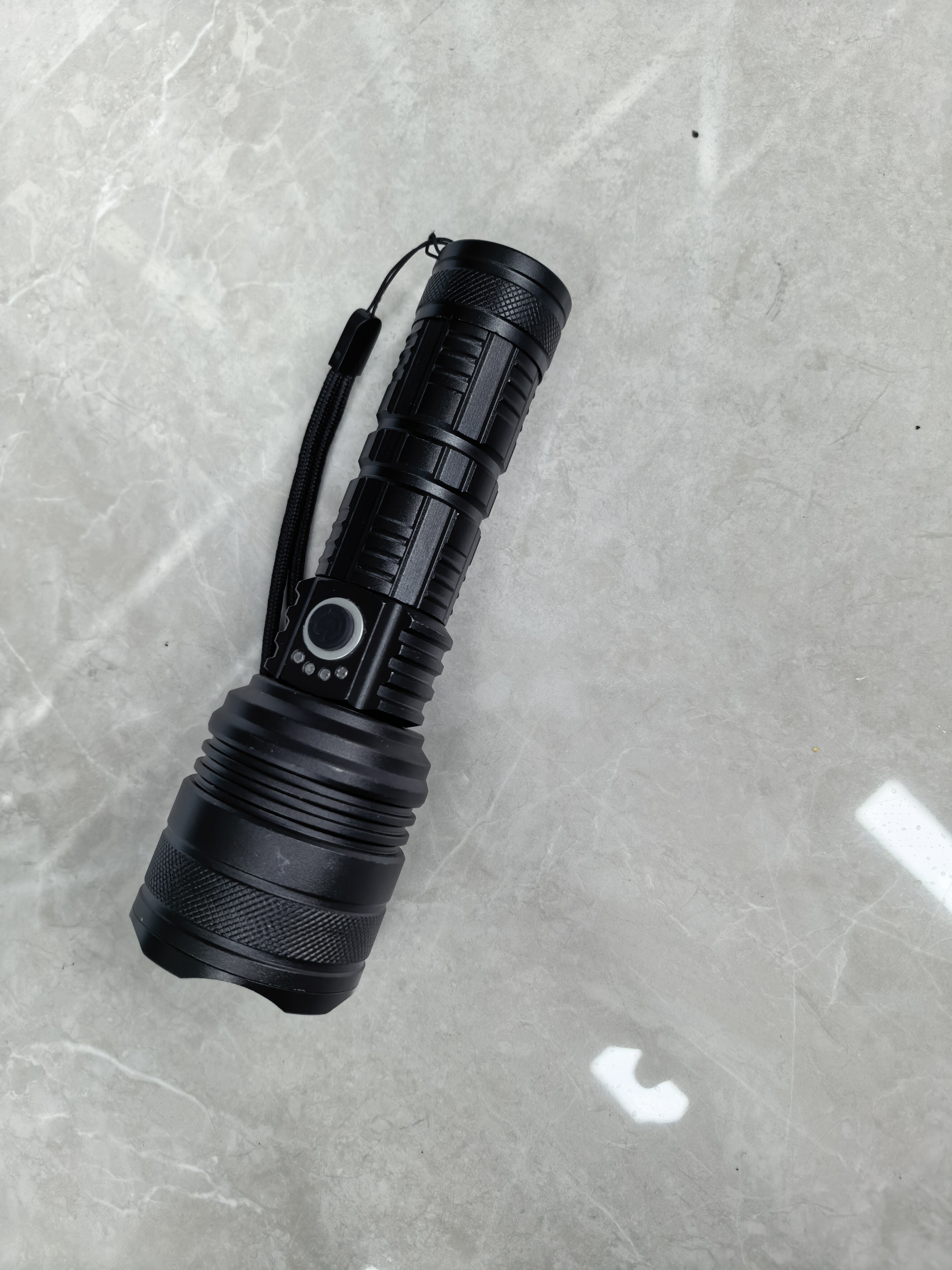 Powerful flashlight details Picture