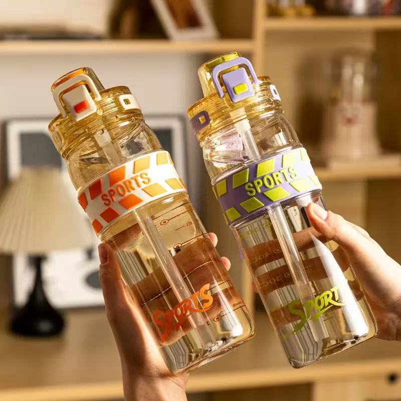 Duckbill sports straw cup, plastic cup, clear and transparent, elastic lid, straw with scale, water cup, durable when going out, high appearance level, 750ML, no