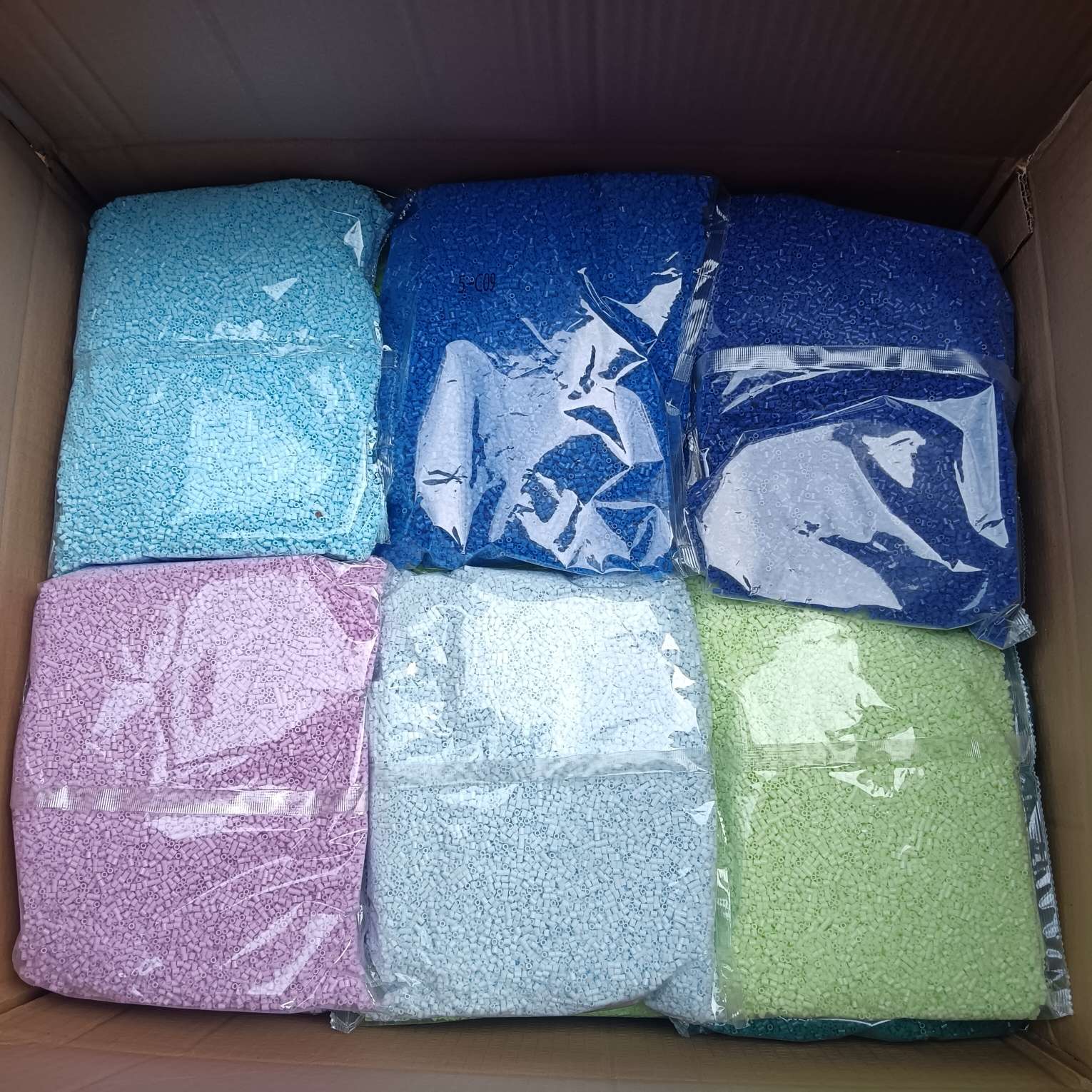 拼豆1包500克，5万颗粒，价格，16元白底实物图
