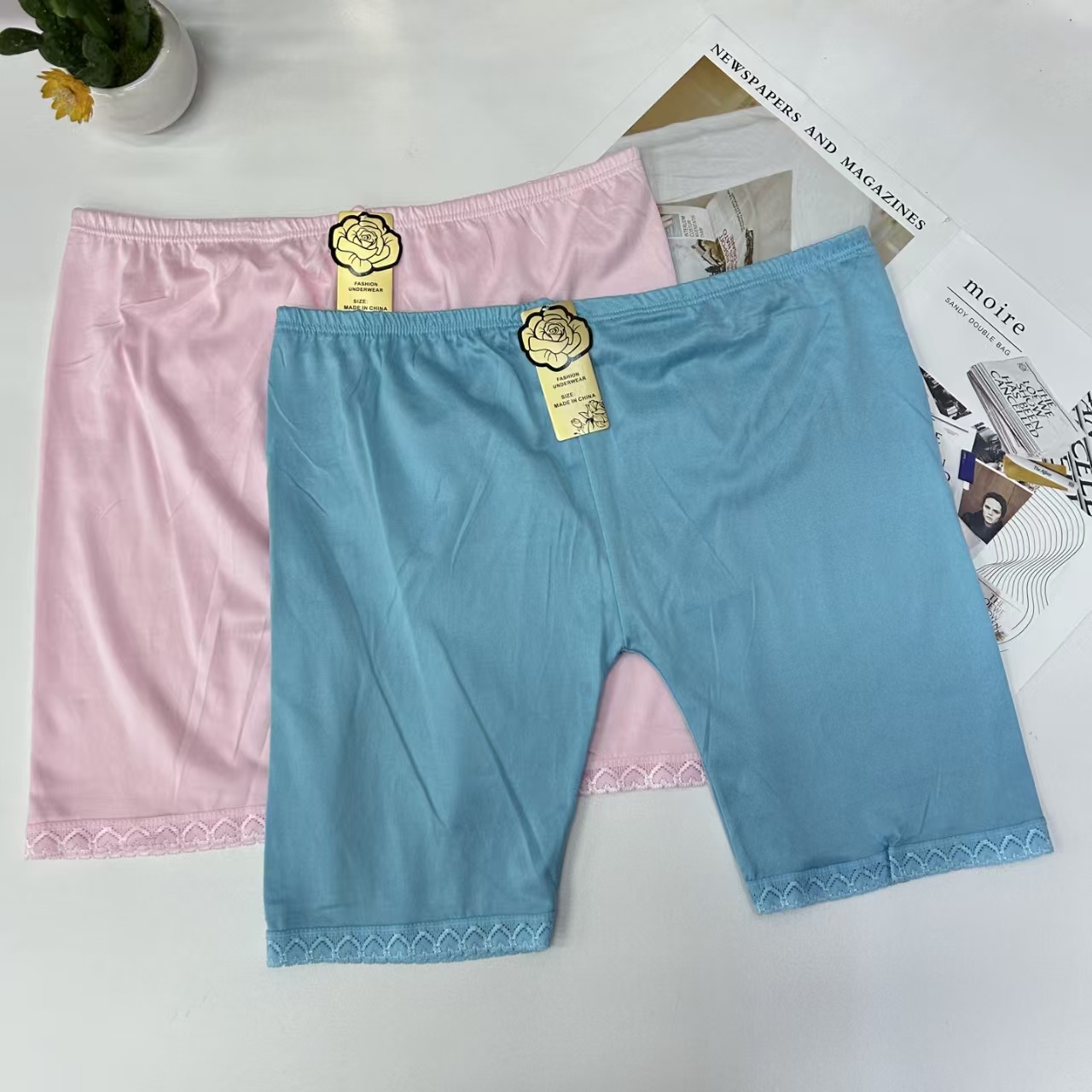 DD-551# 36-head mixed-color girls' leg pants for export. Girls' solid-color leggings are selling well. African girls' leggings with lace edges and super low prices. Girls' leg pants QNI details Picture