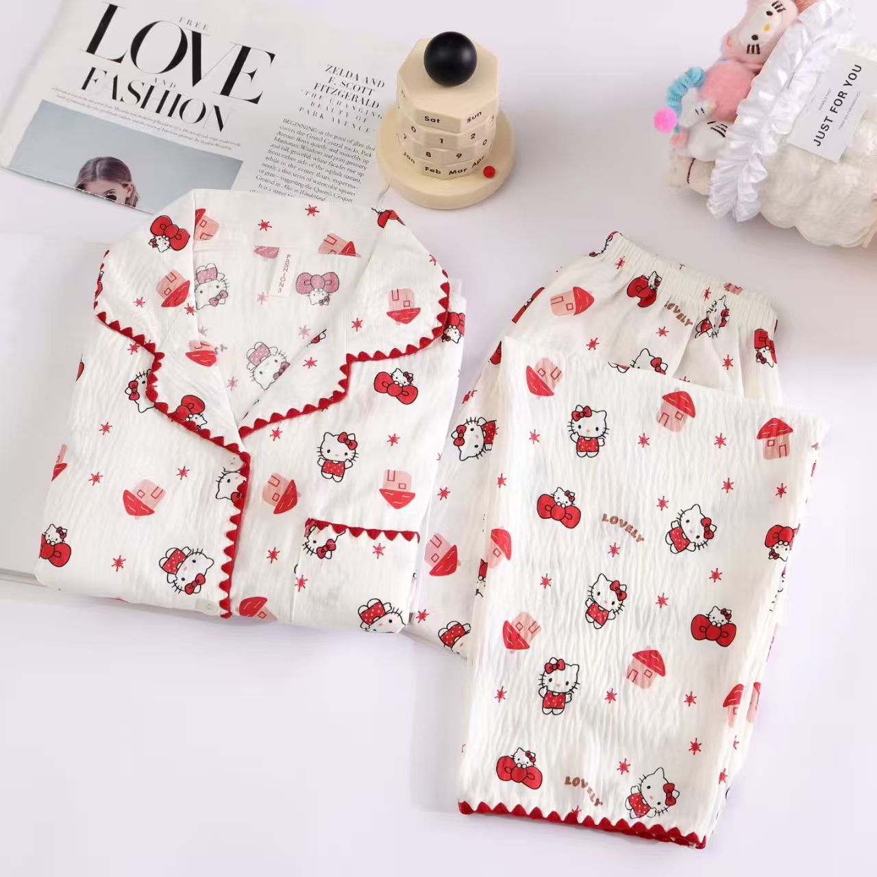 童装/儿童莫代尔棉家居服白底实物图