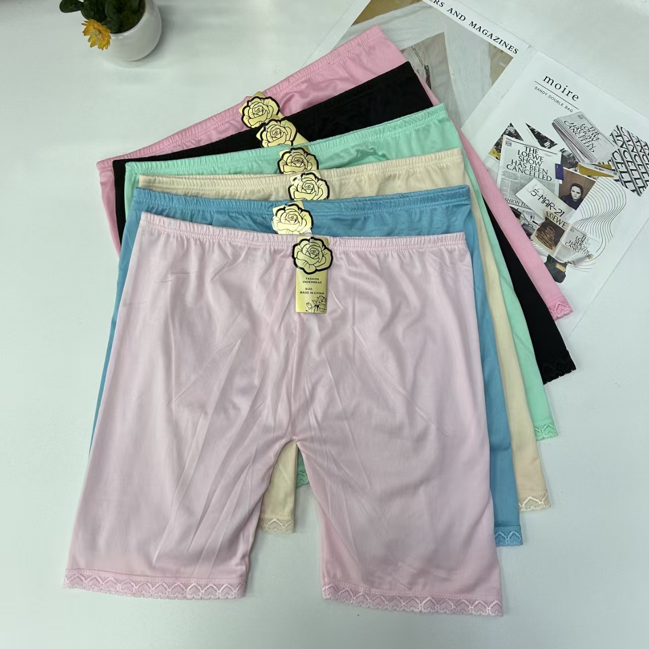 DD-551# 36-head mixed-color girls' leg pants for export. Girls' solid-color leggings are selling well. African girls' leggings with lace edges and super low prices. Girls' leg pants QNI Specification drawing