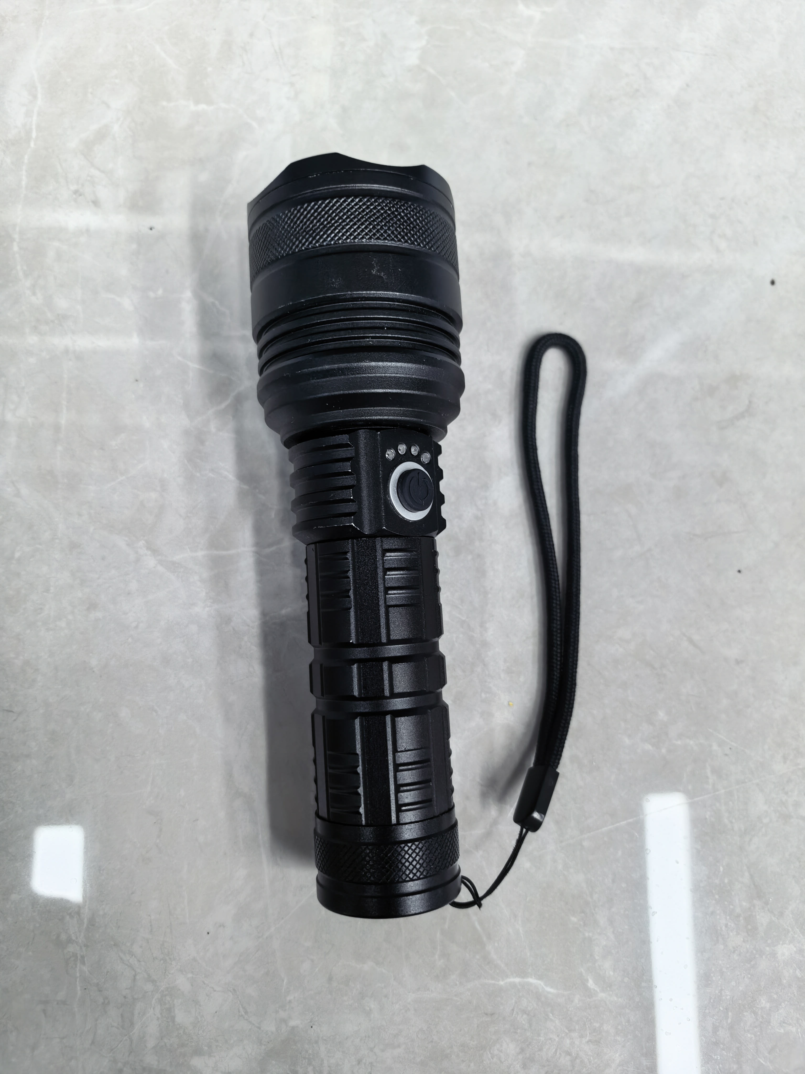 Powerful flashlight Specification image