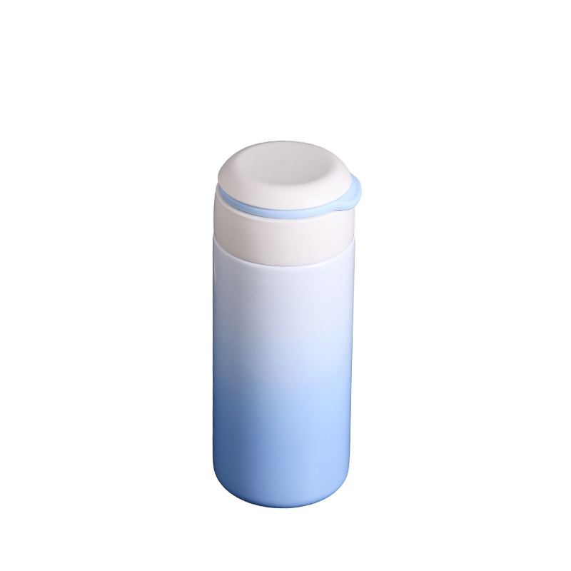 316 stainless steel pocket cups, mini boys' and girls', students' and children's water cups, portable and cute gradient color insulated cups Item Picture