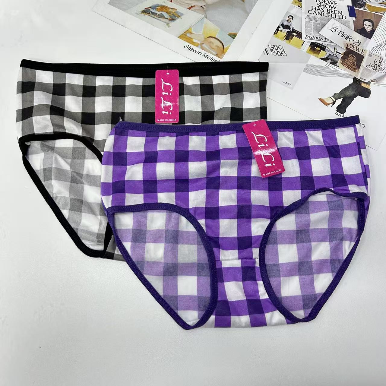 DD-317# 31-head mixed-color women's underwear with a back cover, women's checkered print export underwear, women's underwear with milk silk printing patterns, women's briefs, underwear, underwear are selling well in Africa and South America, QNI Application Scenario