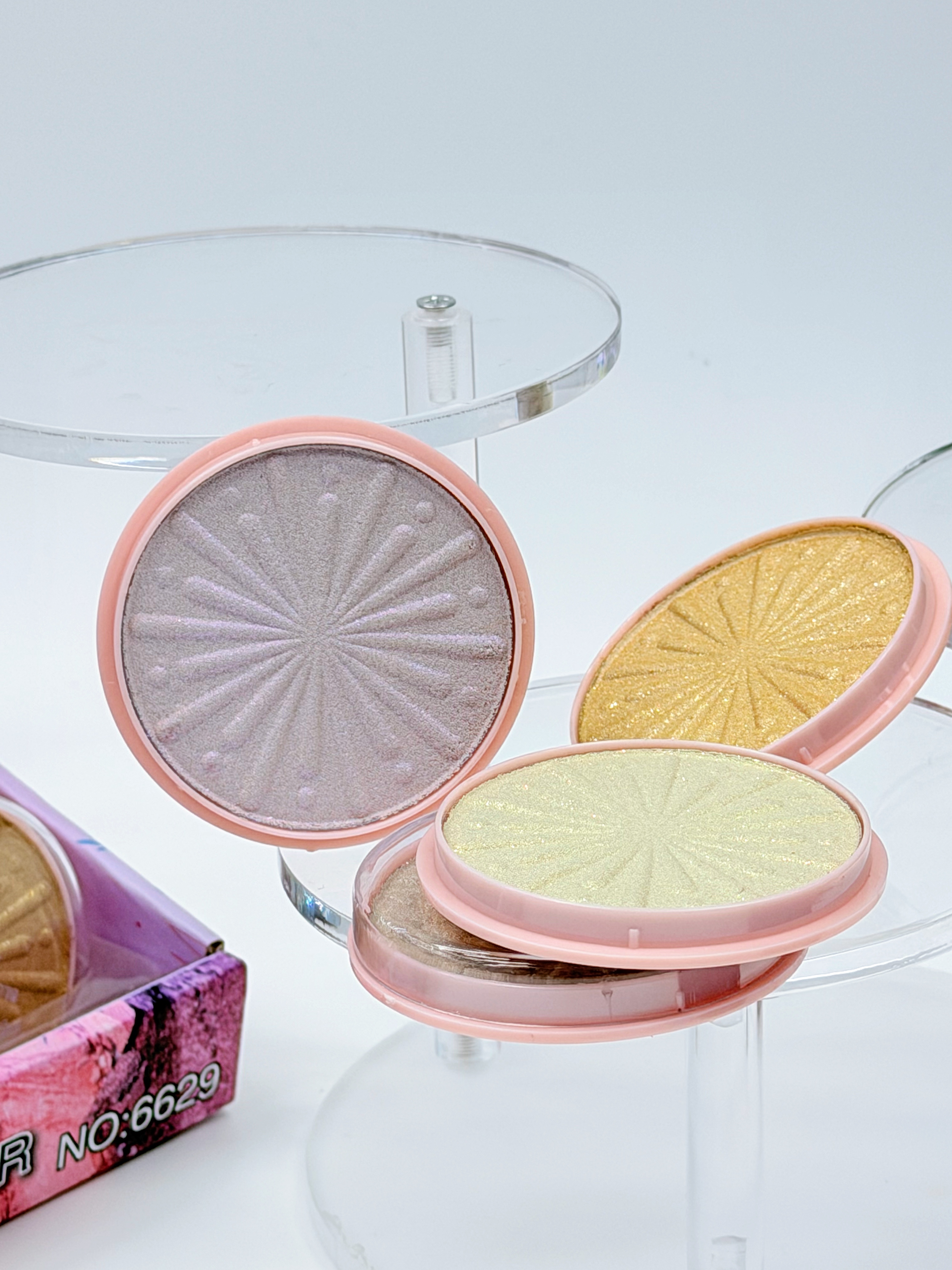 Cross-border eyeshadow LUYISI four-color sunflower high-gloss powder, fine texture, professional makeup export Specification drawing