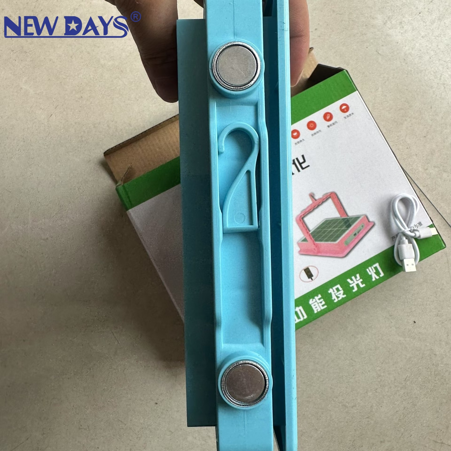 NEWDAYS brand cross-border new solar led floodlights, camping lights, outdoor charging emergency lights, waterproof, energy-saving and high-brightness lighting lamps, solar floodlights Specification image