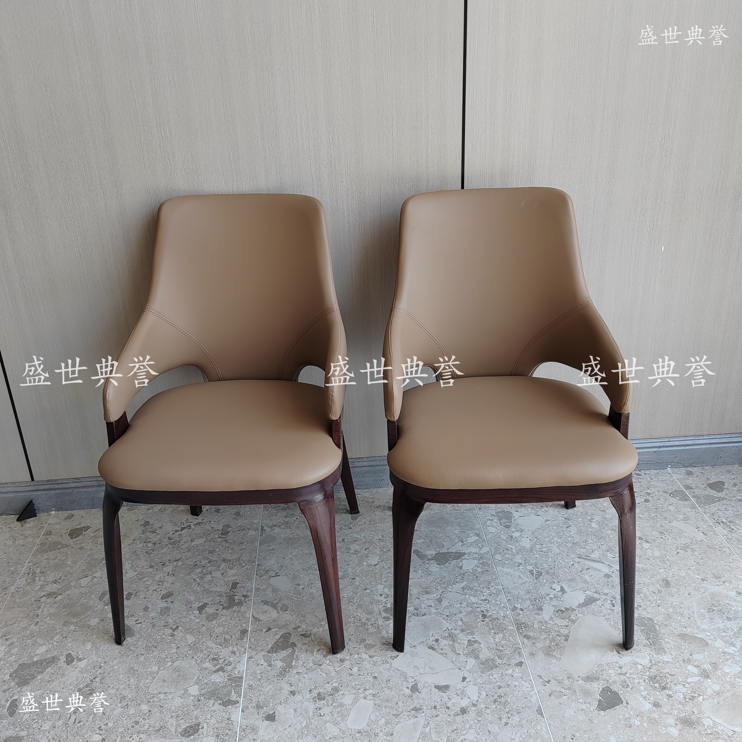 宜春土菜馆电动餐桌椅江西小炒现代简约餐桌椅酒店包厢轻奢软包椅