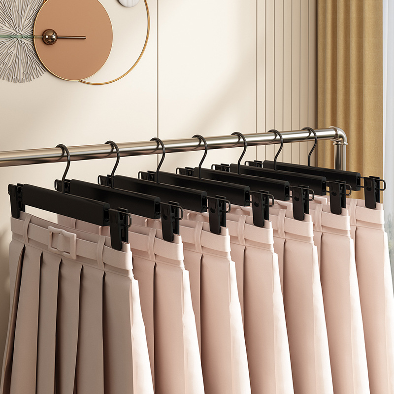 Matte trouser rack, plastic trouser clip, clothing store, home adult seamless hanger, colored matte hanger, extendable trouser clip details Picture