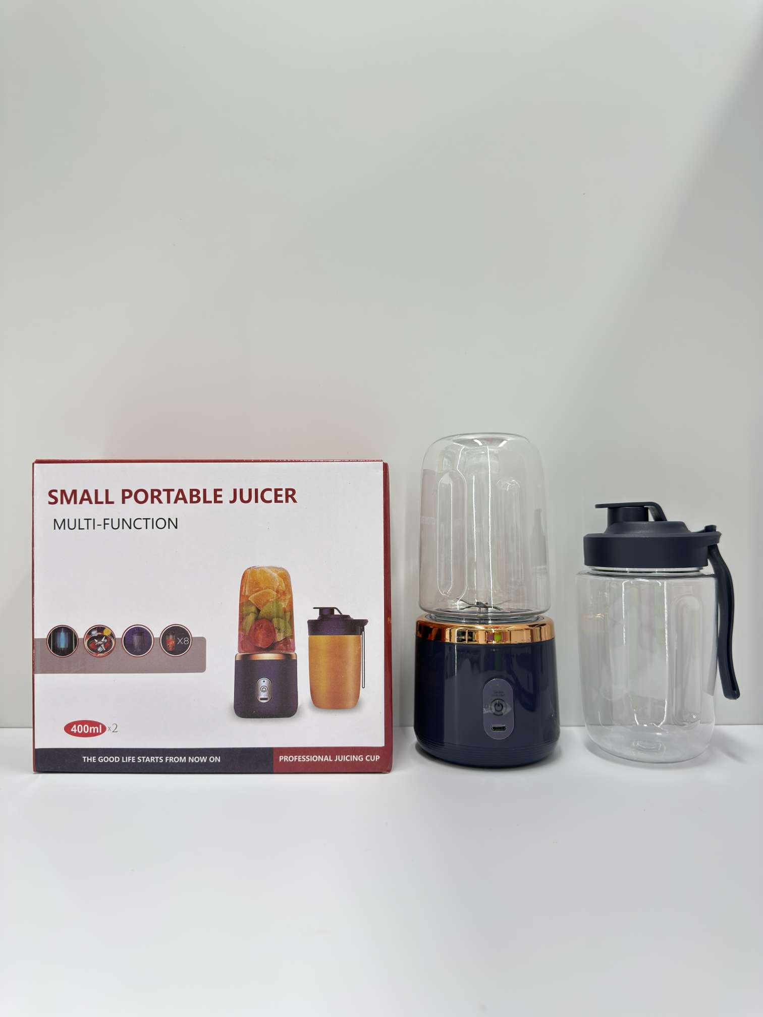 Double-cup portable mini juicer detail image 5