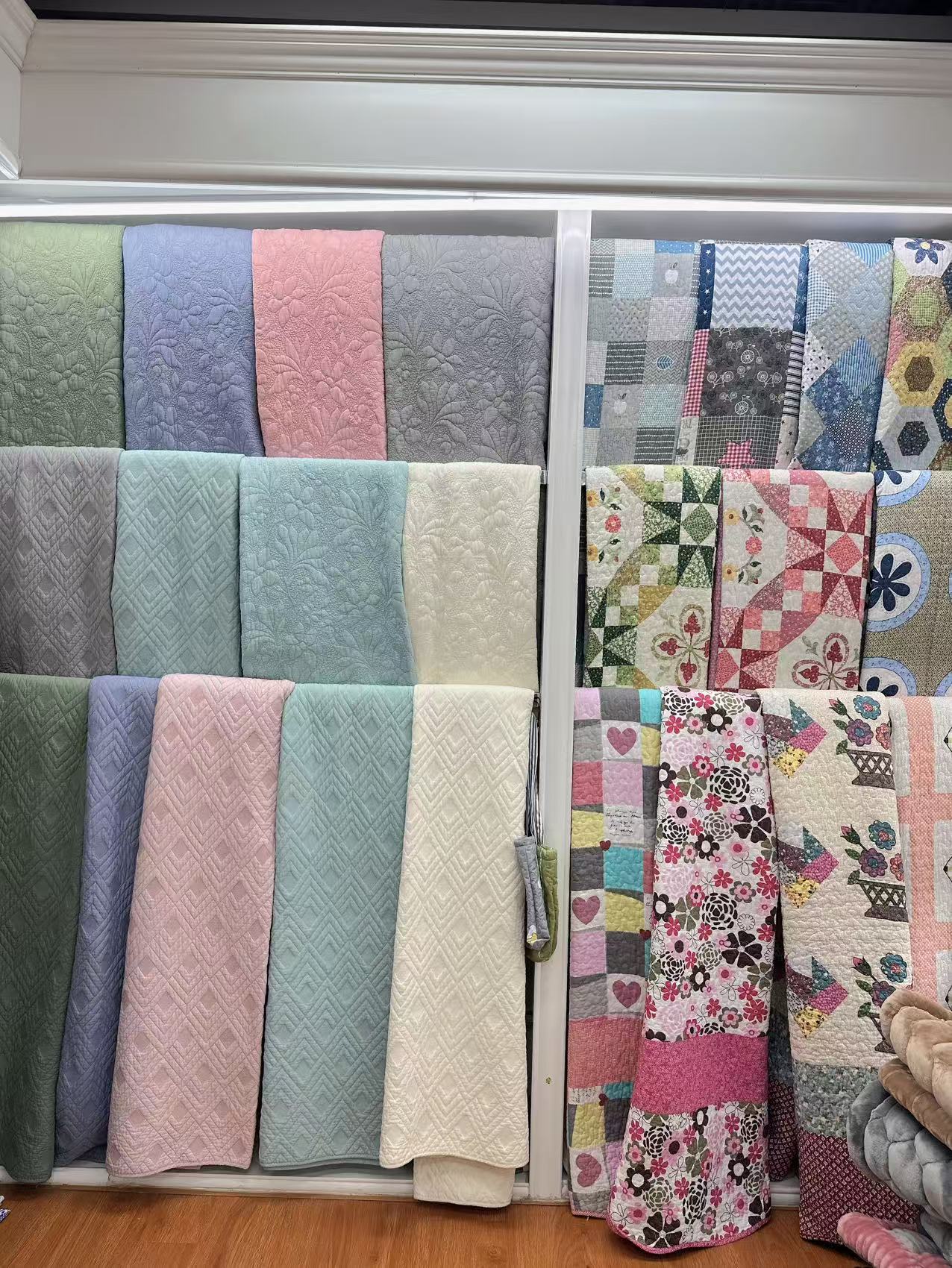 Pujiang Kaisalan Home Textile Co., LTD describe pic - 7