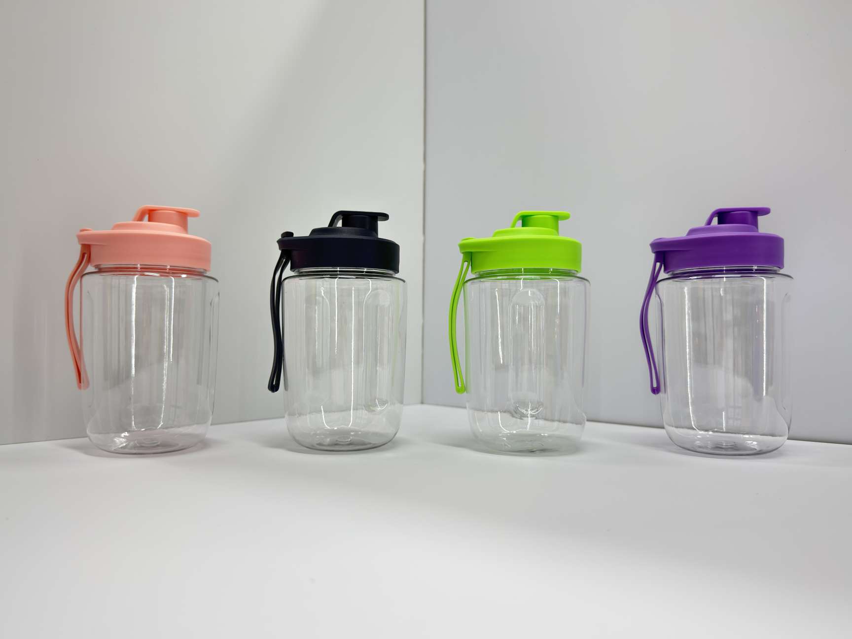 Single-cup mini portable juicer details Picture