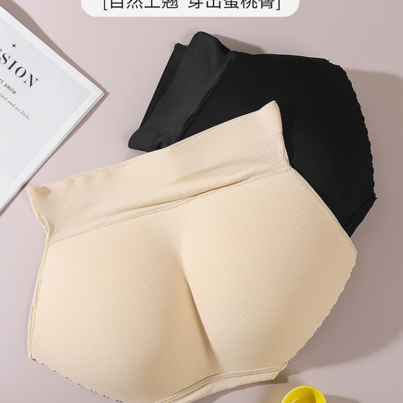 A natural and seamless buttock lifting and peach-shaped thin triangle pants for spring and summer, breathable underpants
