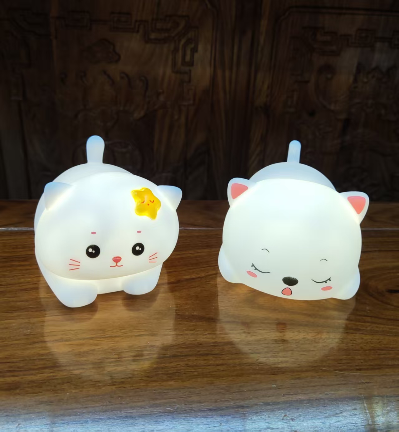 Silicone pat light, stress-relieving, cute cat sleep companion gift, children's panda light-sensing sleep aid night light, ambient light, small night light details Picture