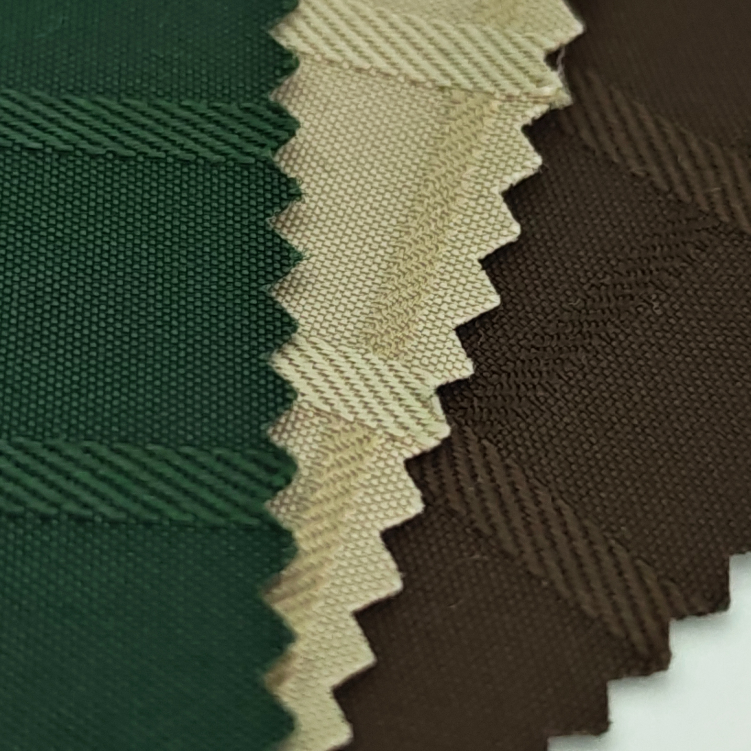 Jacquard waterproof and wear-resistant polyester Oxford fabric for pocket bags, waterproof and wear-resistant bags, schoolbags and suitcases. Wholesale of 210t checkered pet supplies fabric, sofa covers, cushions, cushions, placemats and tablecloths Specification image