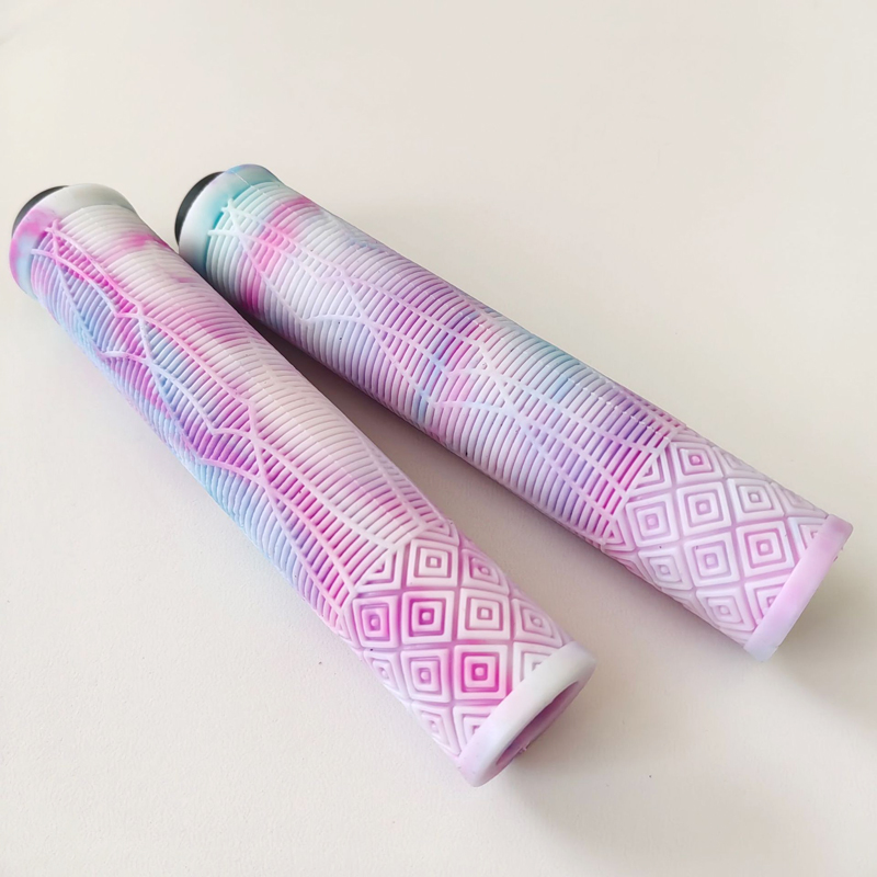 BT-026 two-color rubber handlebar cover, bicycle handlebar cover, folding road bicycle handlebar cover, bicycle grip, double-way handlebar cover, grip Item Picture