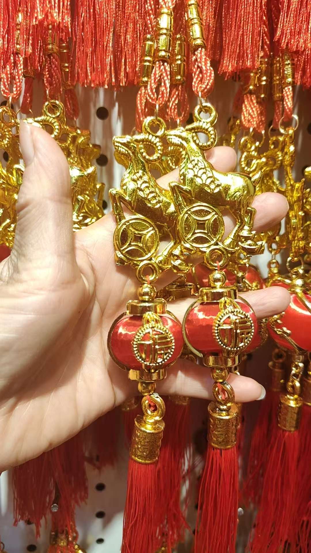 小羊灯笼挂件羊年新年中国结庆用品喜庆婚庆竹子外贸流苏穗子