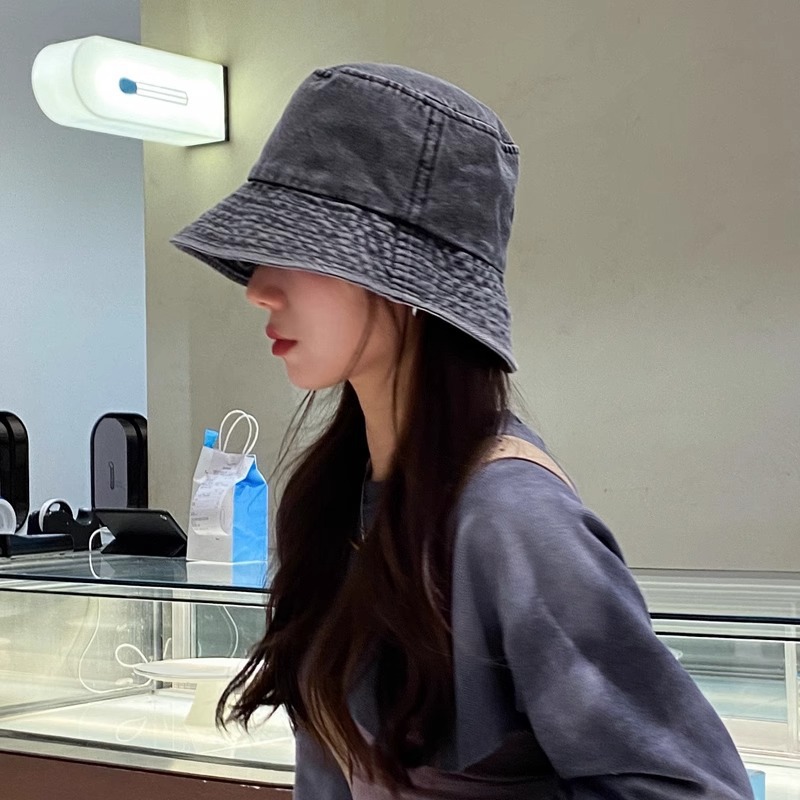 A washable fisherman's hat for women in spring, summer and autumn, a retro, versatile, simple and sun-protective denim basin hat from a Japanese trendy brand Application Scenario