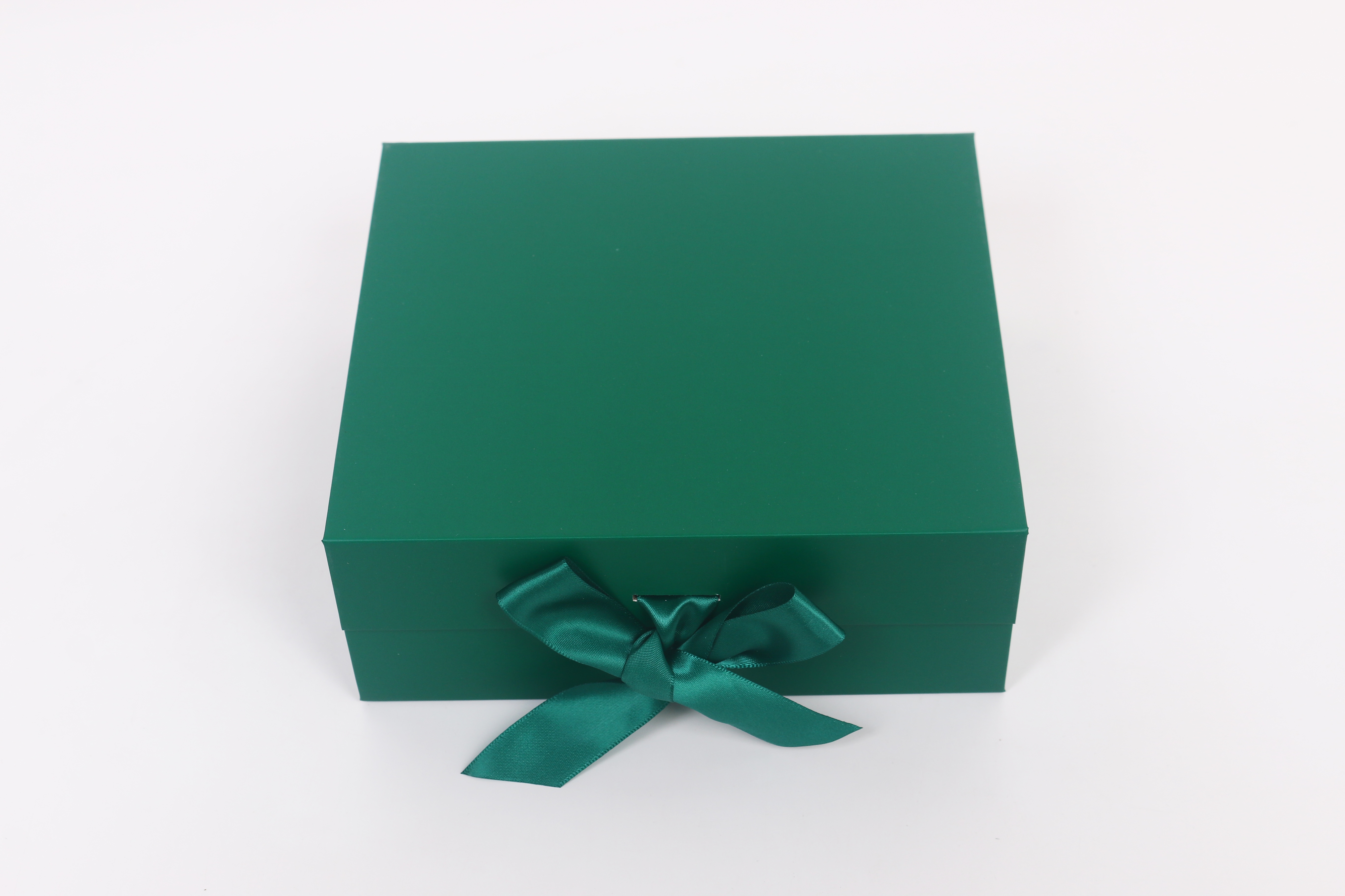 Z225# Single folding gift box, creative gift packaging box, ribbon style magnetic folding box