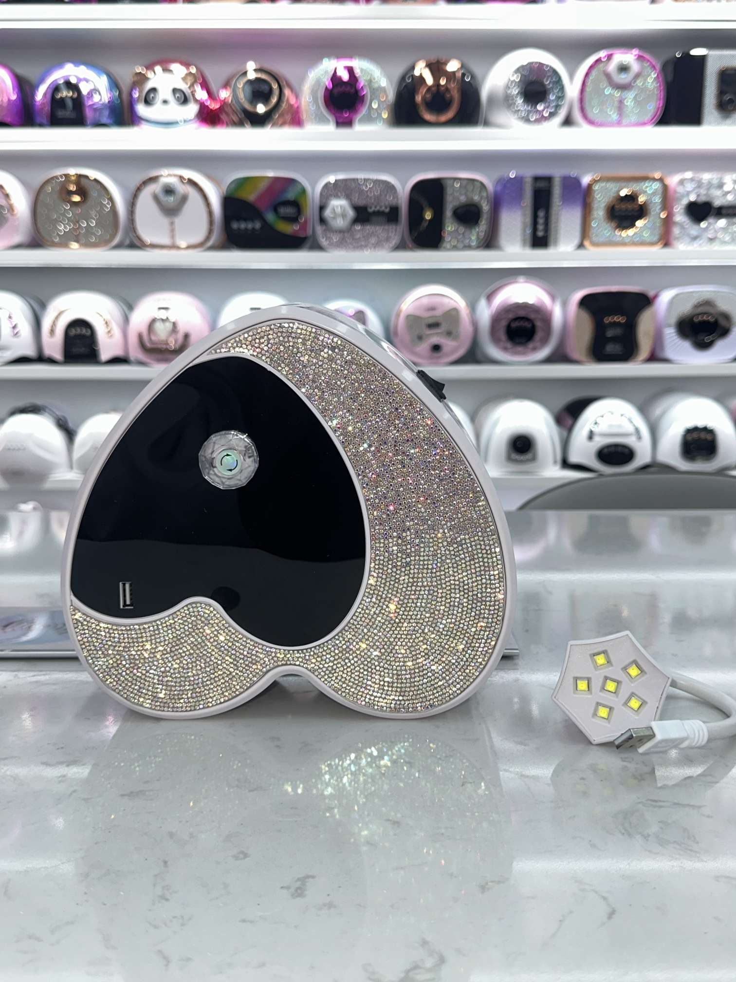 BT-28/BT-30 High-power heart-shaped baking glue quick-drying nail polish machine LED heart-shaped light therapy lamp