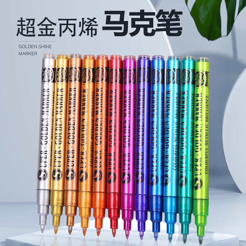 A wide range of metal-colored acrylic markers, diy models, hand-drawn graffiti touch-up pens, water-based colored paint markers