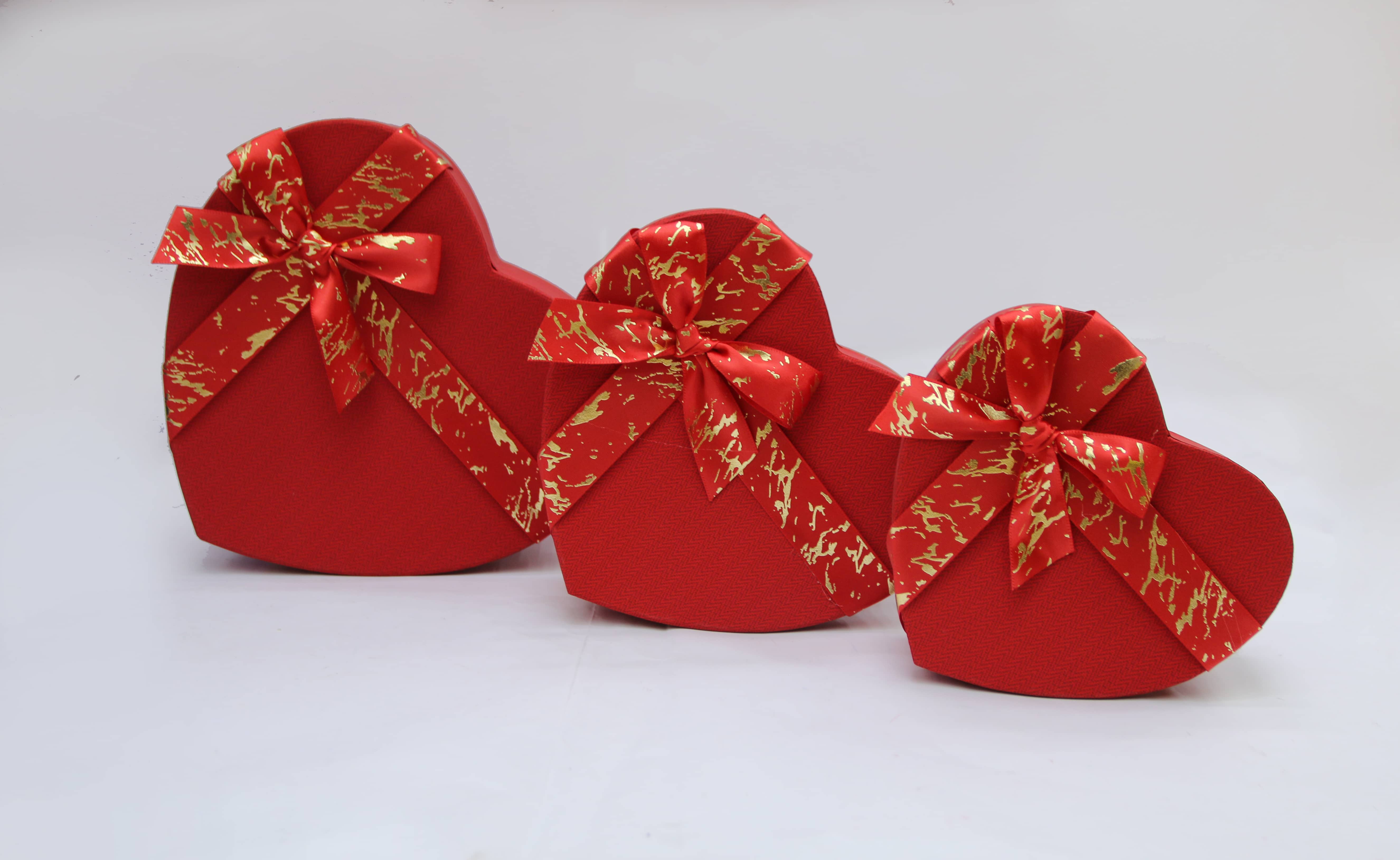 3405# Love Gift Box Three-piece Set, Heart-shaped Gift Box, Souvenir, Festival Gift Packaging Box, Exquisite Gift Box, Special Paper Gift box, Factory direct sales pic 2