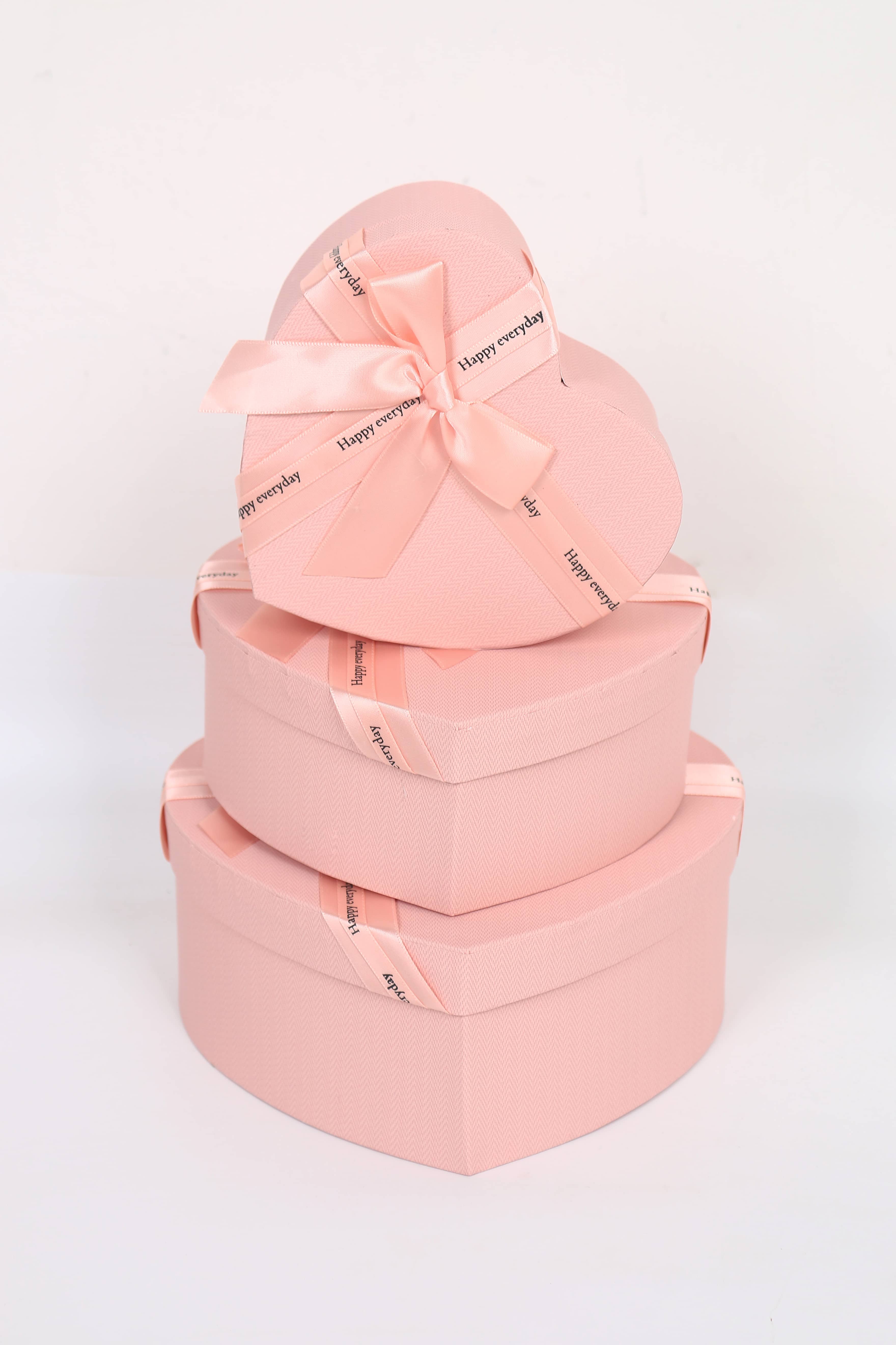 3405# Love Gift Box Three-piece Set, Heart-shaped Gift Box, Souvenir, Festival Gift Packaging Box, Exquisite Gift Box, Special Paper Gift box, Factory direct sales Specification image