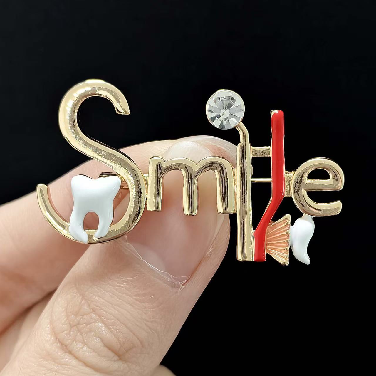Smile letter brooch, decorated with a bar oil drip emblem, pin, tassel and chain pic 3