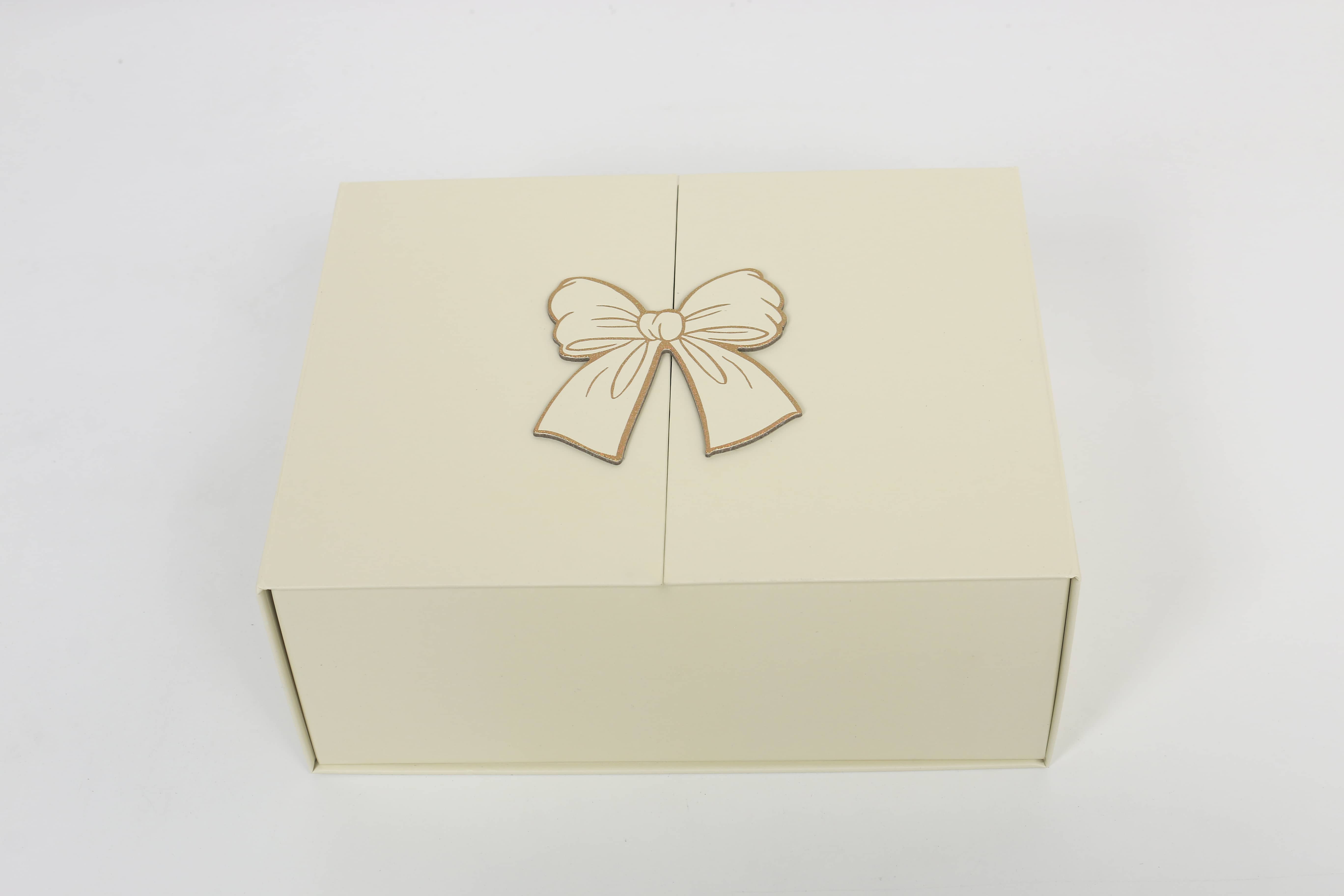 Z305# Double-opening bow buckle Gift box, iron-absorbing folding box, jewelry storage, birthday gift box, multiple colors available, customizable Application Scenario