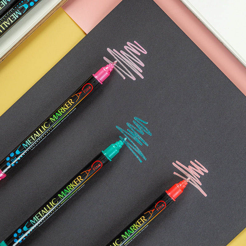 Guangna 6300 Double-headed water-based paint metal marker Pen 36-color set Ceramic hand-drawn Graffiti painting marker pen Application Scenario