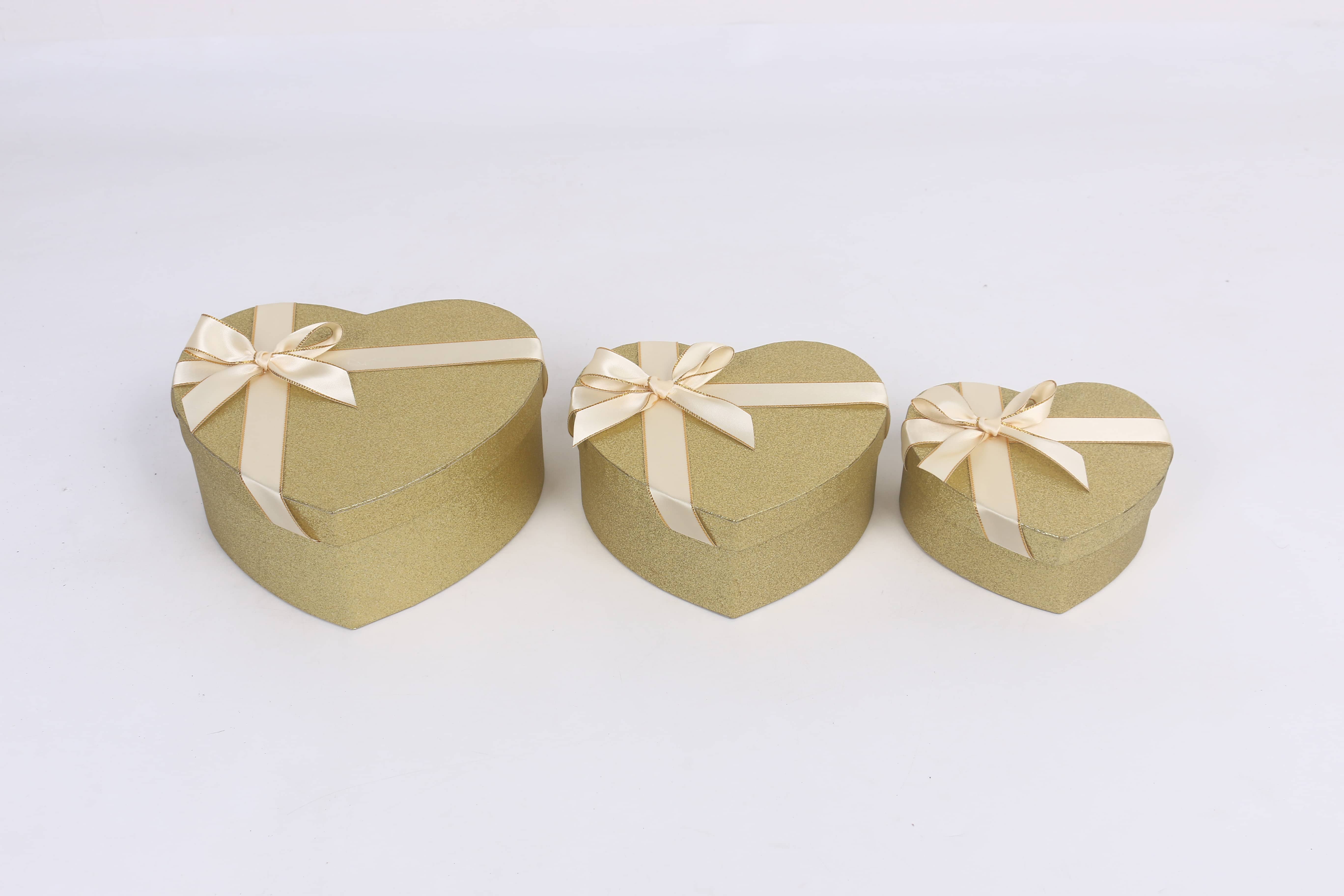 3405# Love Gift Box Three-piece Set, Red heart-shaped Gift Box, Souvenir, Festival gift Packaging box, Exquisite gift box pic 5