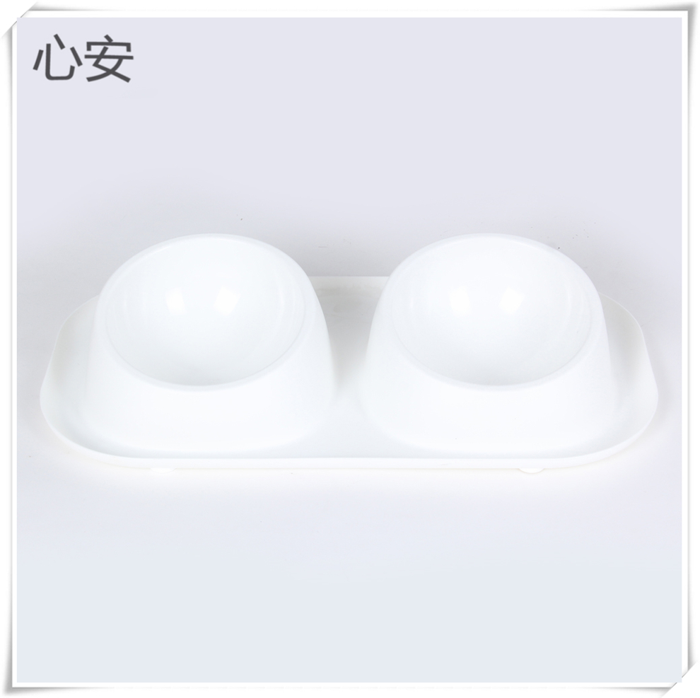 Pet bowl, cat and dog bowl, double-bowl position, leak-proof food bowl, tilted to protect the cervical vertebrae, double-bowl integrated pet feeder Application Scenario
