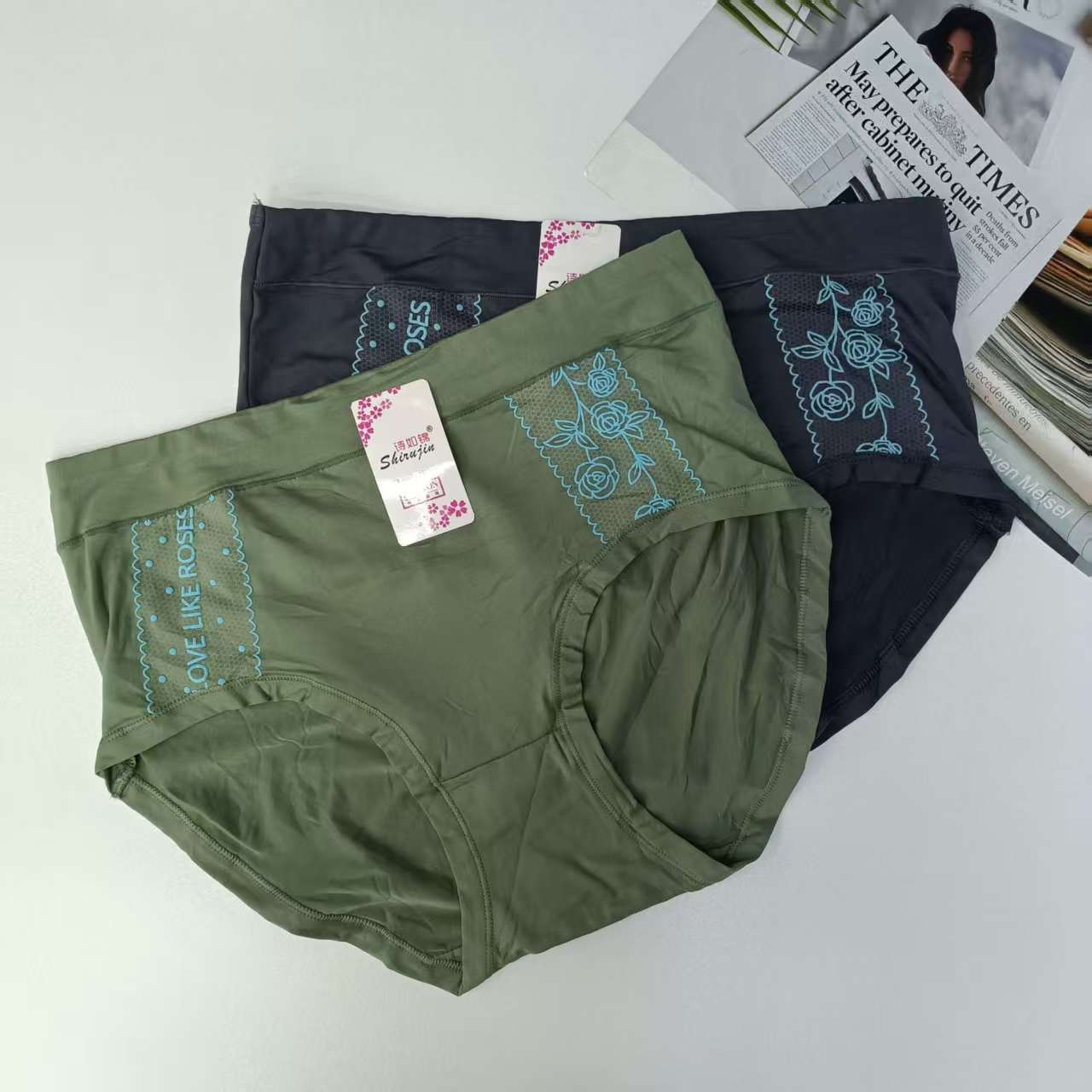 1638# underwear for export to the Middle East and Africa, large-sized underwear for women, solid-color printed underwear, women's briefs, QNI Item Picture