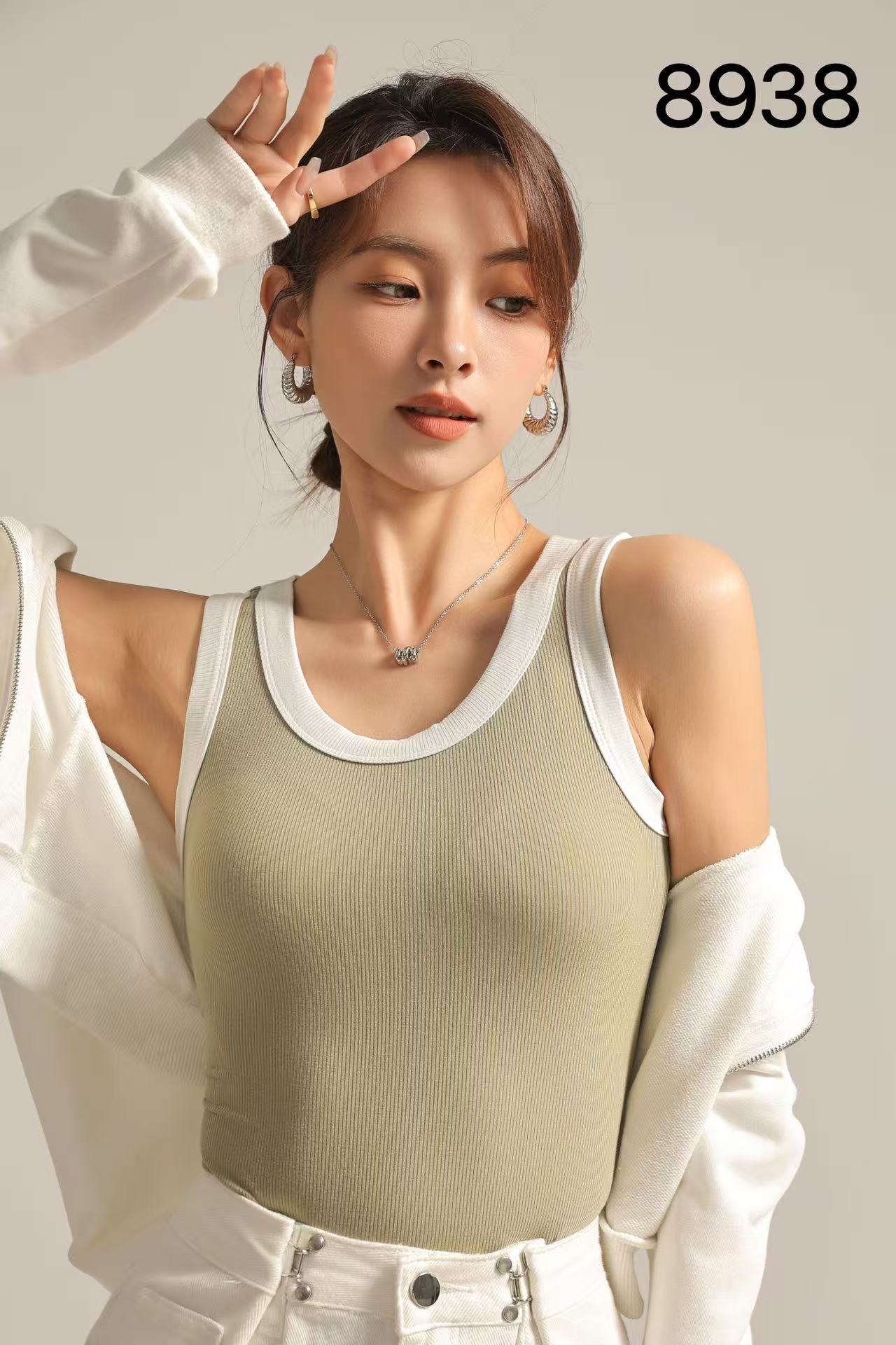 女士背心实物图
