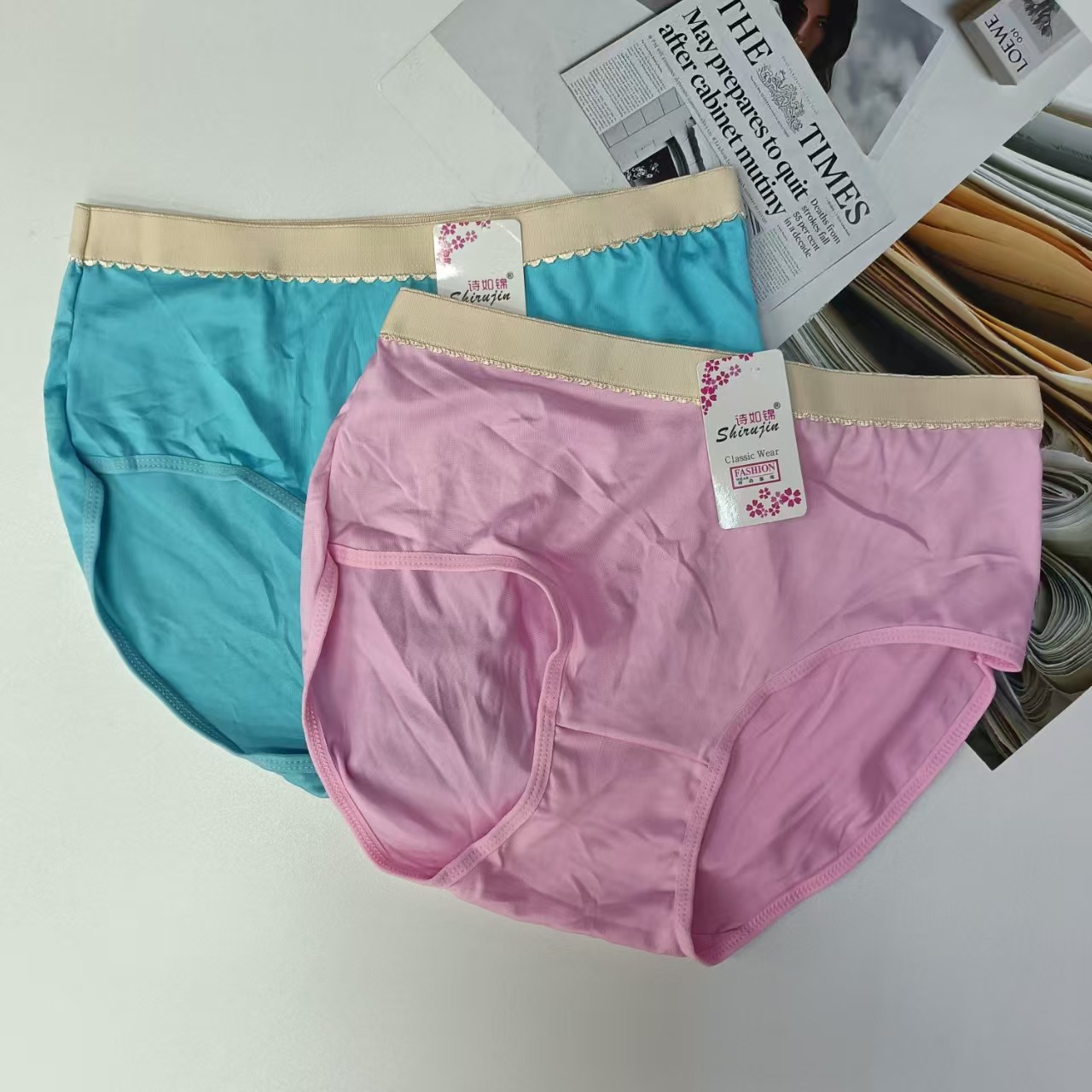 1636# Underwear for export to the Middle East and Africa, women's sexy and romantic underwear, solid color contrasting waist and waist underwear, women's triangle pants, QNI Application Scenario
