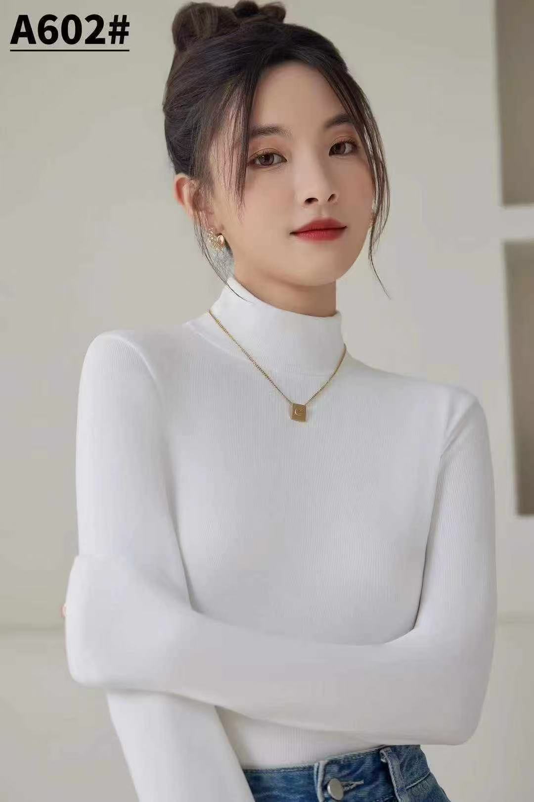 秋冬季半高领加绒加厚打底衫女士修身显瘦内搭长袖保暖上衣打底衣