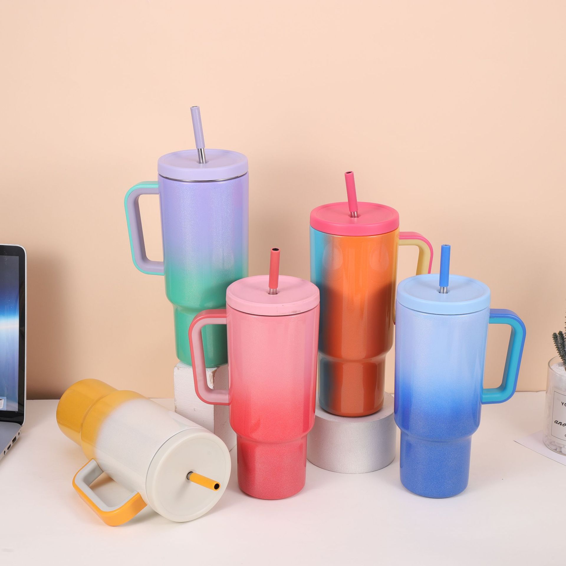 Новый трансграничный переходный стакан 40 - oz paper с рукояткой, вмещающей 304 нержавеющей стальной термостат pic 2