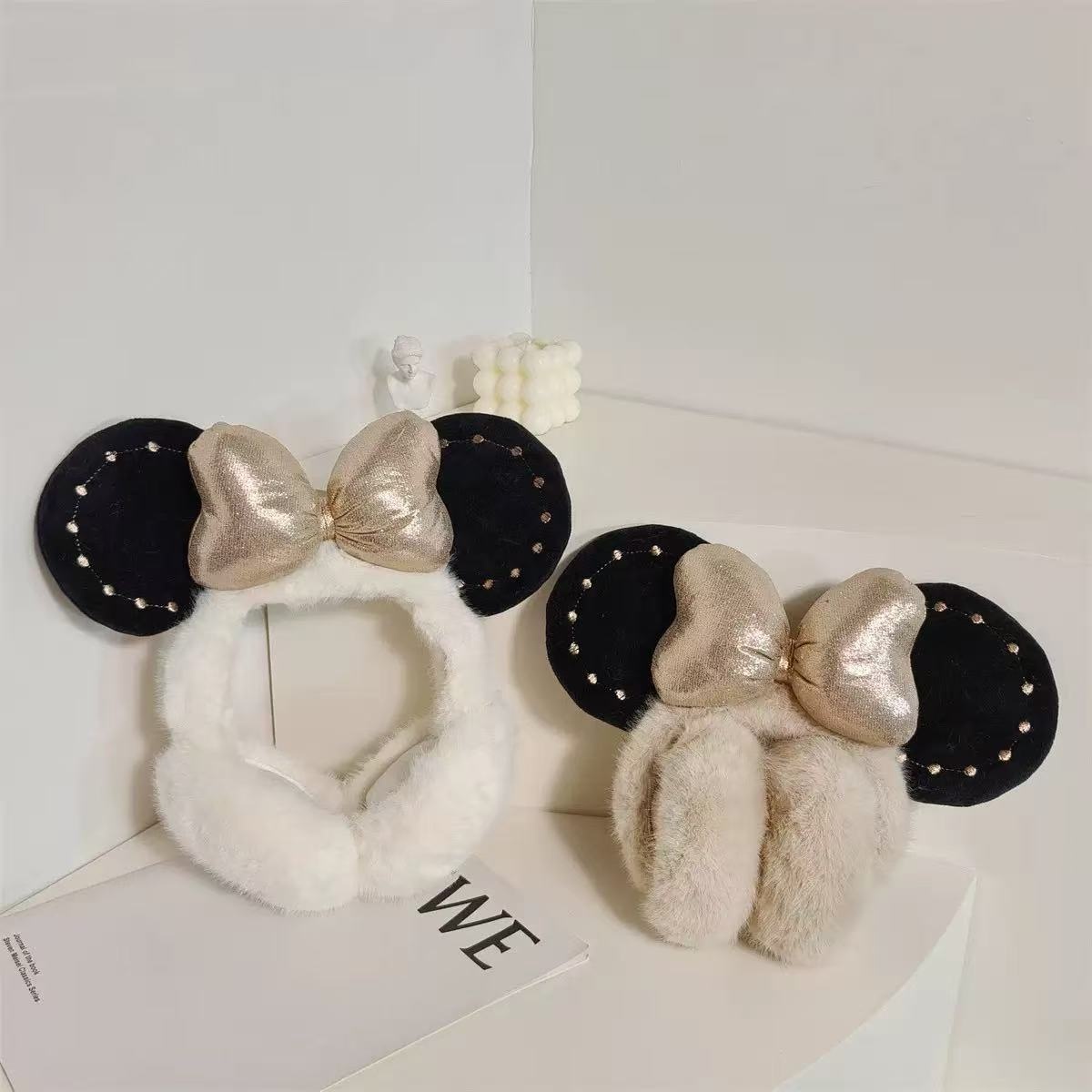 Winter cartoon Mickey Mouse ear bow plush folding ear cups are cute for girls to keep warm and protect against the cold Specification image