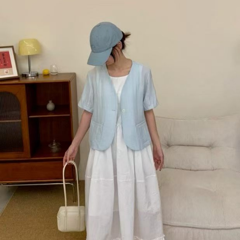 夏新款韩版气质领修身泡泡袖衬衫女一粒扣短款休闲时尚上衣