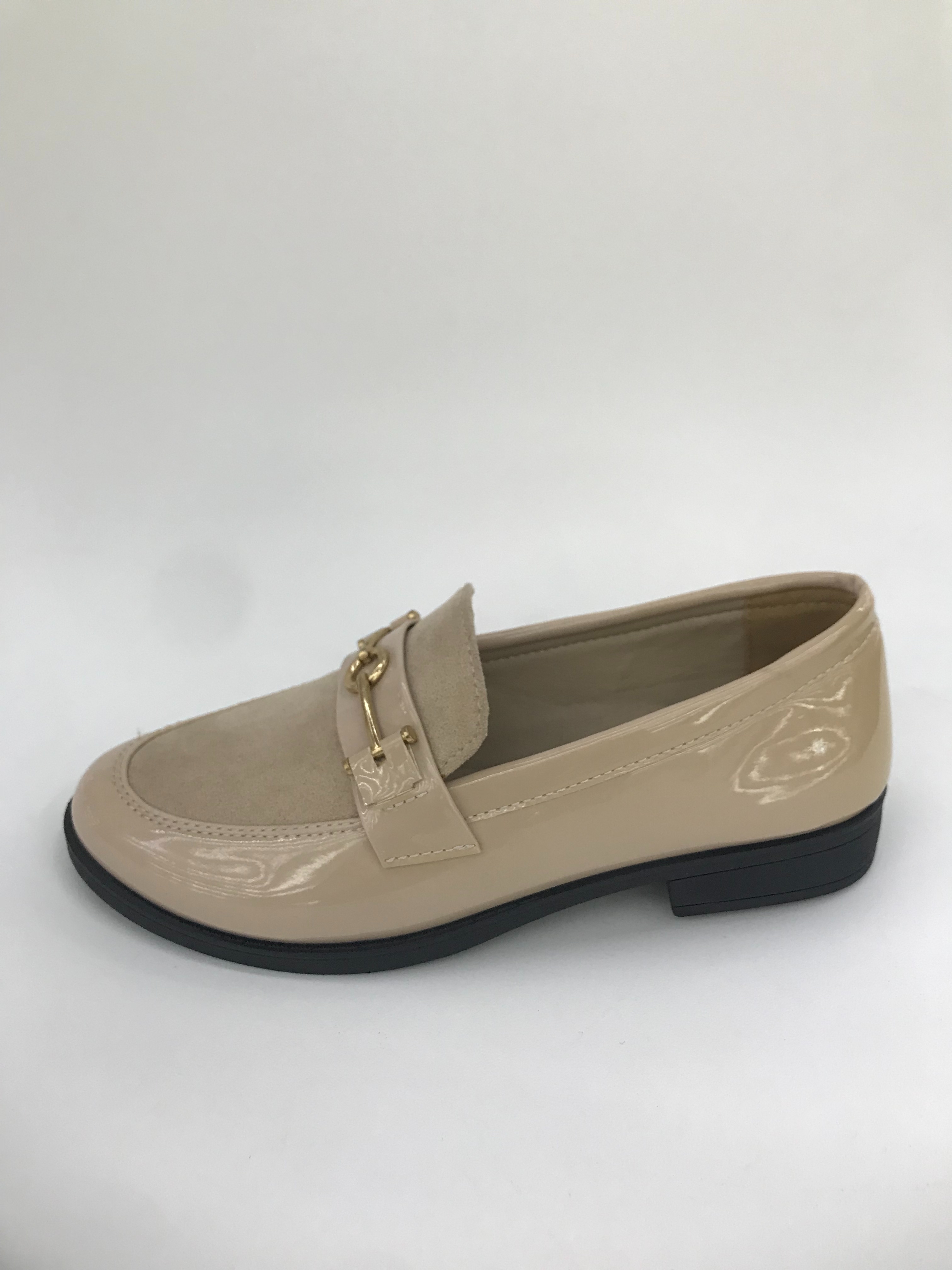 Leather loafers, casual shoes, shopping shoes, women's formal wear details Picture