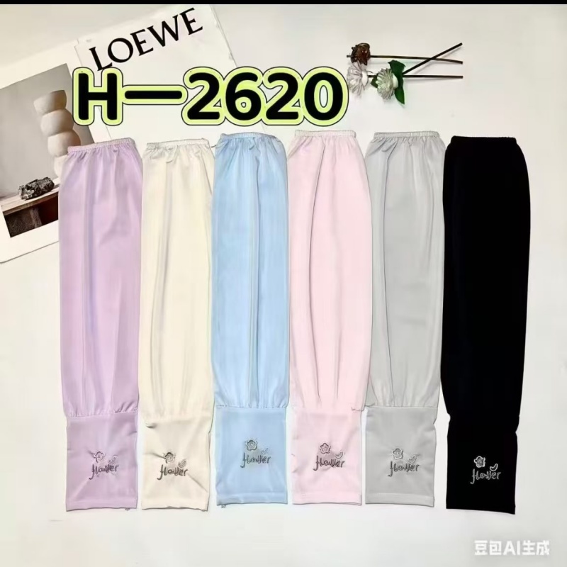 Summer ice silk sleeve sleeves for women's sun protection, loose ice sleeves, extended thin UV protection, the same style as Douyin sleeves and arm guards Specification image
